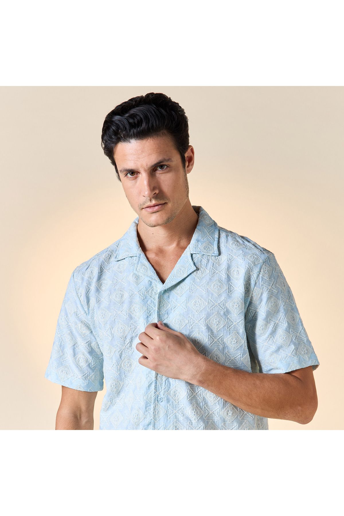 Iconic-Embroidered Shirt with Short Sleeves and Button Closure 4