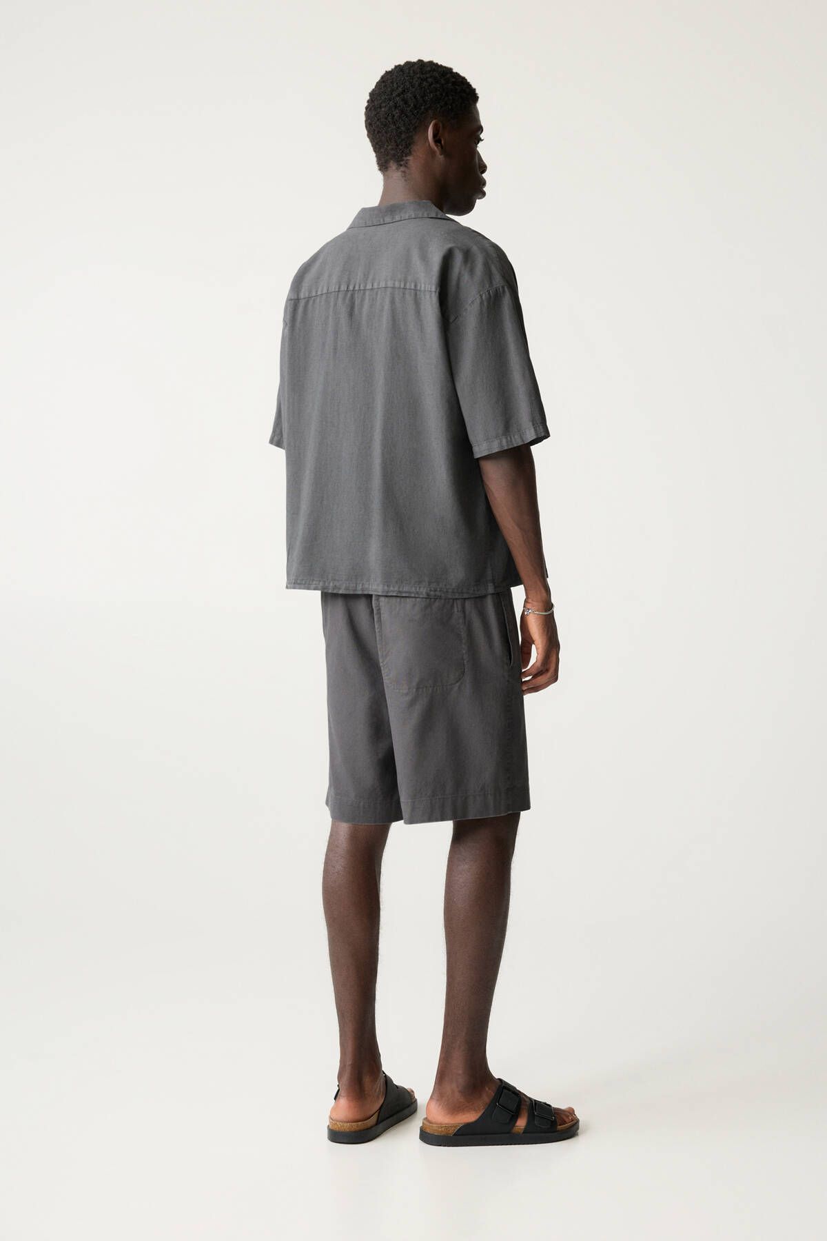 Pull & Bear-Linen blend jogger Bermuda shorts 5
