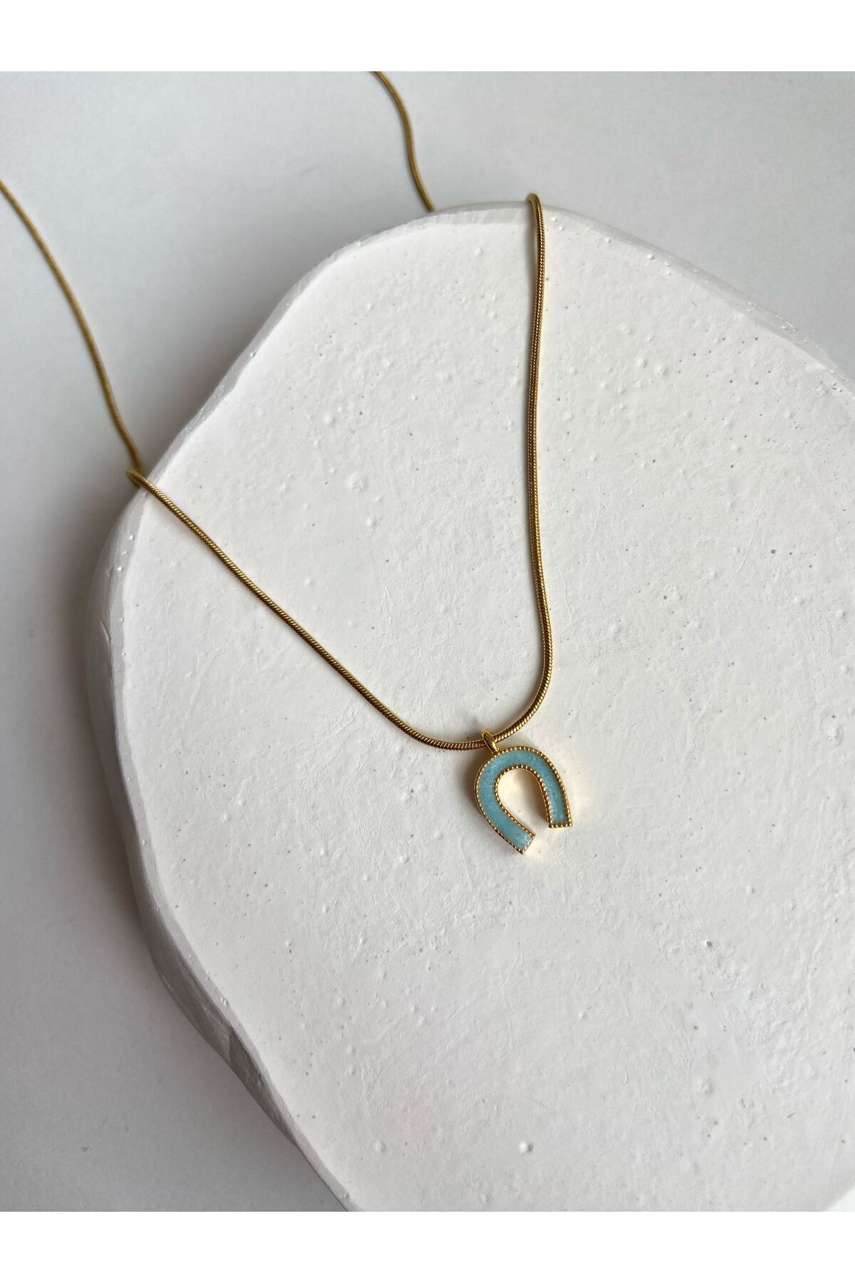 Mavi Nal Charm Yılan Zincir Altın Kaplama Gold Kadın Kolye (45 cm) – Sevgililer Günü Özel - Detay Görseli 1