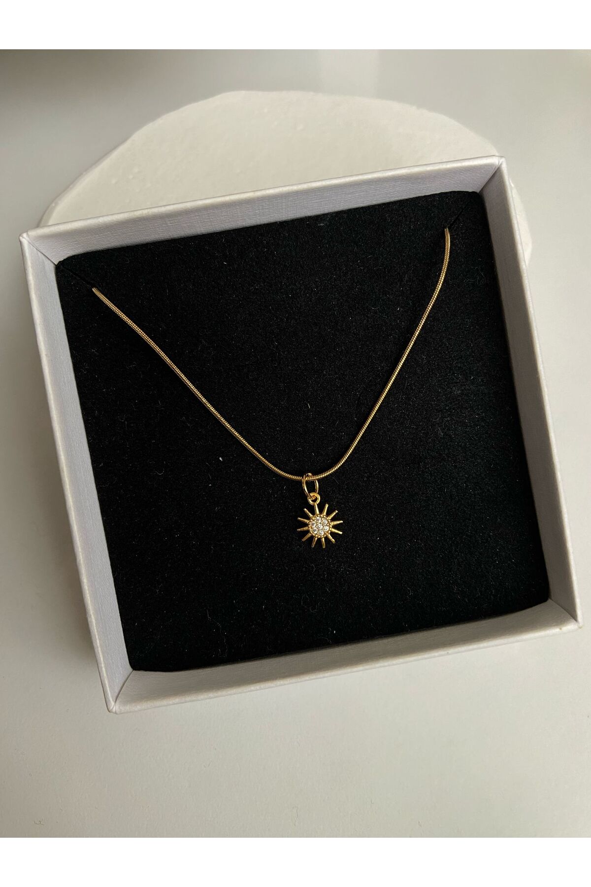 Taşlı Güneş Charm Yılan Zincir 45 Cm Altın Kaplama Gold Kolye - Detay Görseli 3