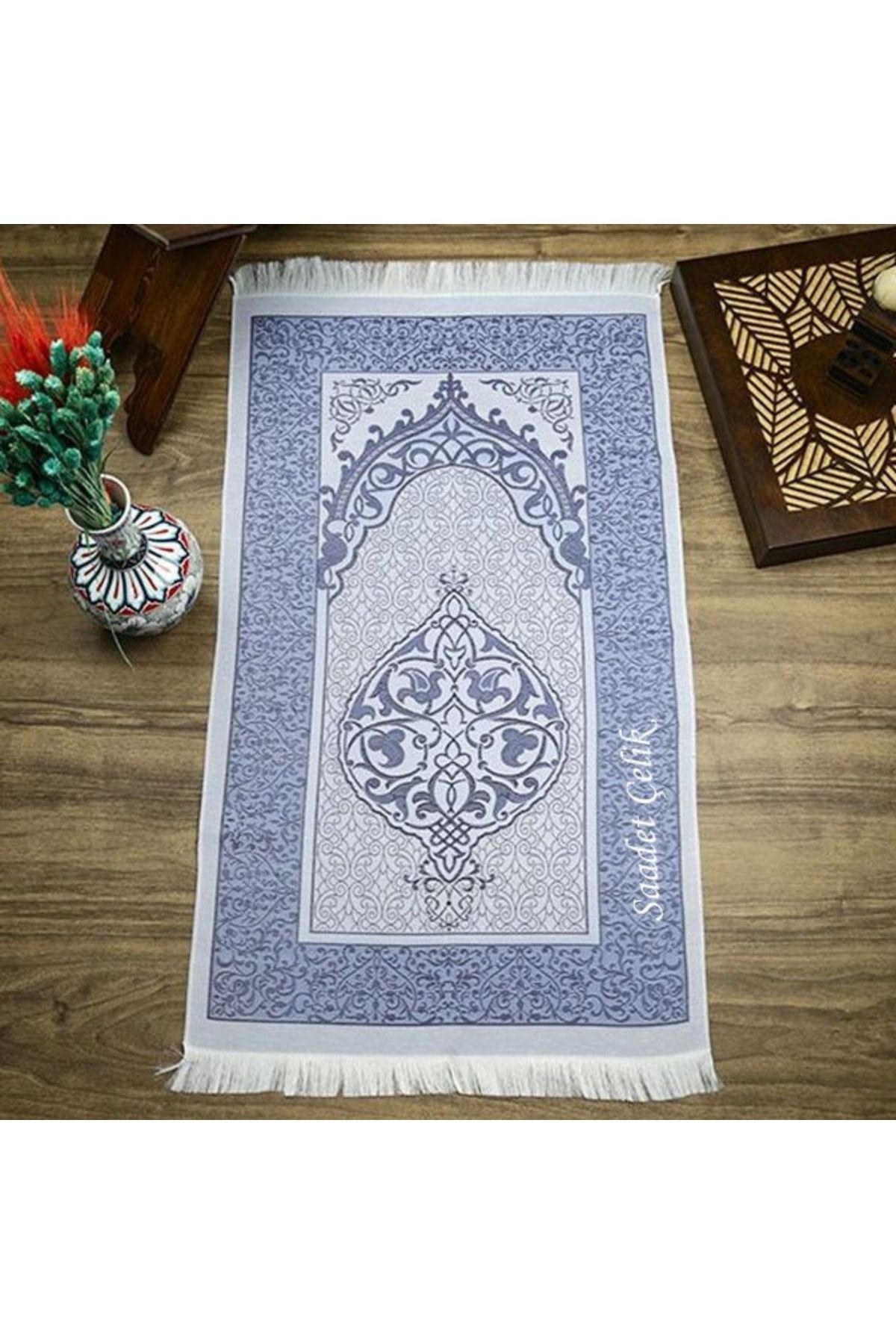 Asyabayrak Vă Ne Brodem Numele Pe Covorul De Rugăciune, Cadou Personalizat Cu Nume Covor De Rugăciune Din Tafta Din Mătase Nur Baby Blue - 110 x 66