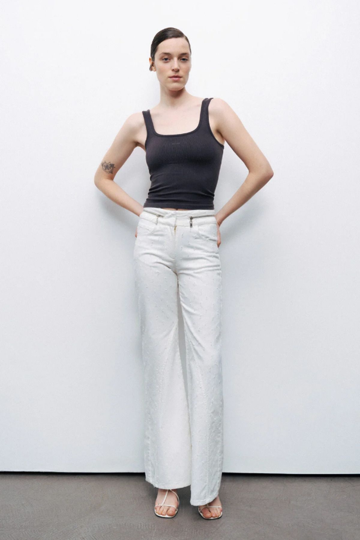 complete the look image