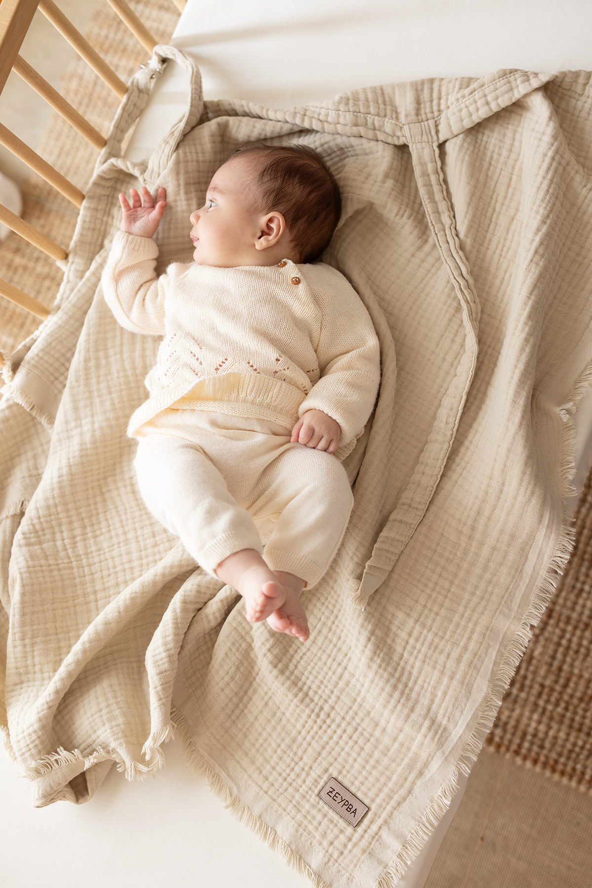 ZEYPBA Bej 4 Katlı Müslin Emzirme Örtüsü & Puset Örtüsü Püsküllü 90x110cm fotoğrafı 5 (önizleme)