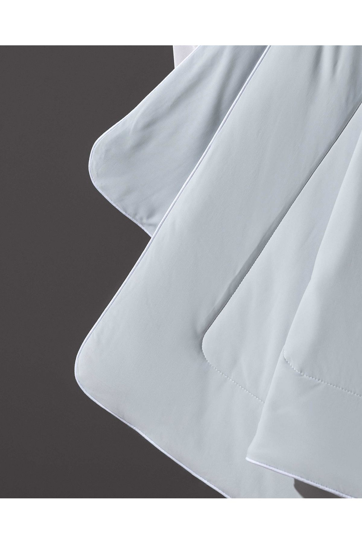 Madame Coco-Antony Cool Single Quilt - Comfortable and Stylish Design 4