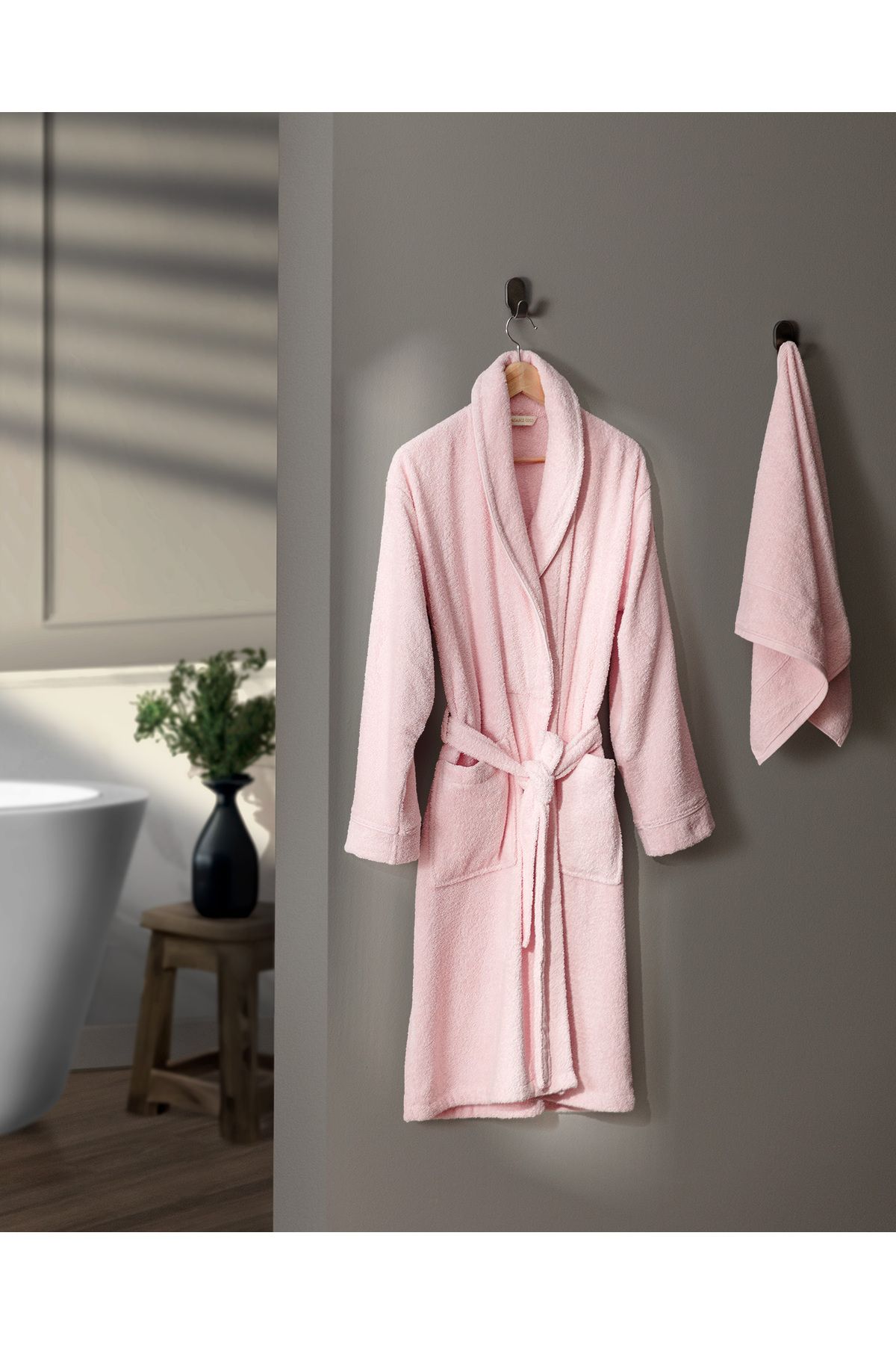 Avril Şalyaka Unisex Bornoz Set