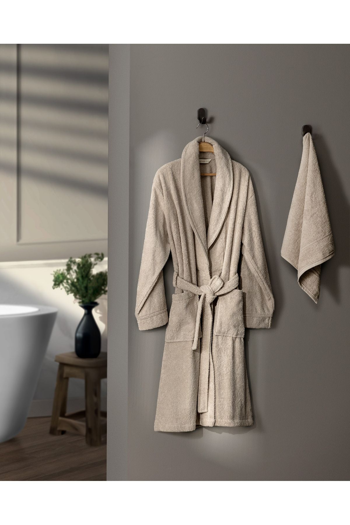 Avril Şalyaka Unisex Bornoz Set
