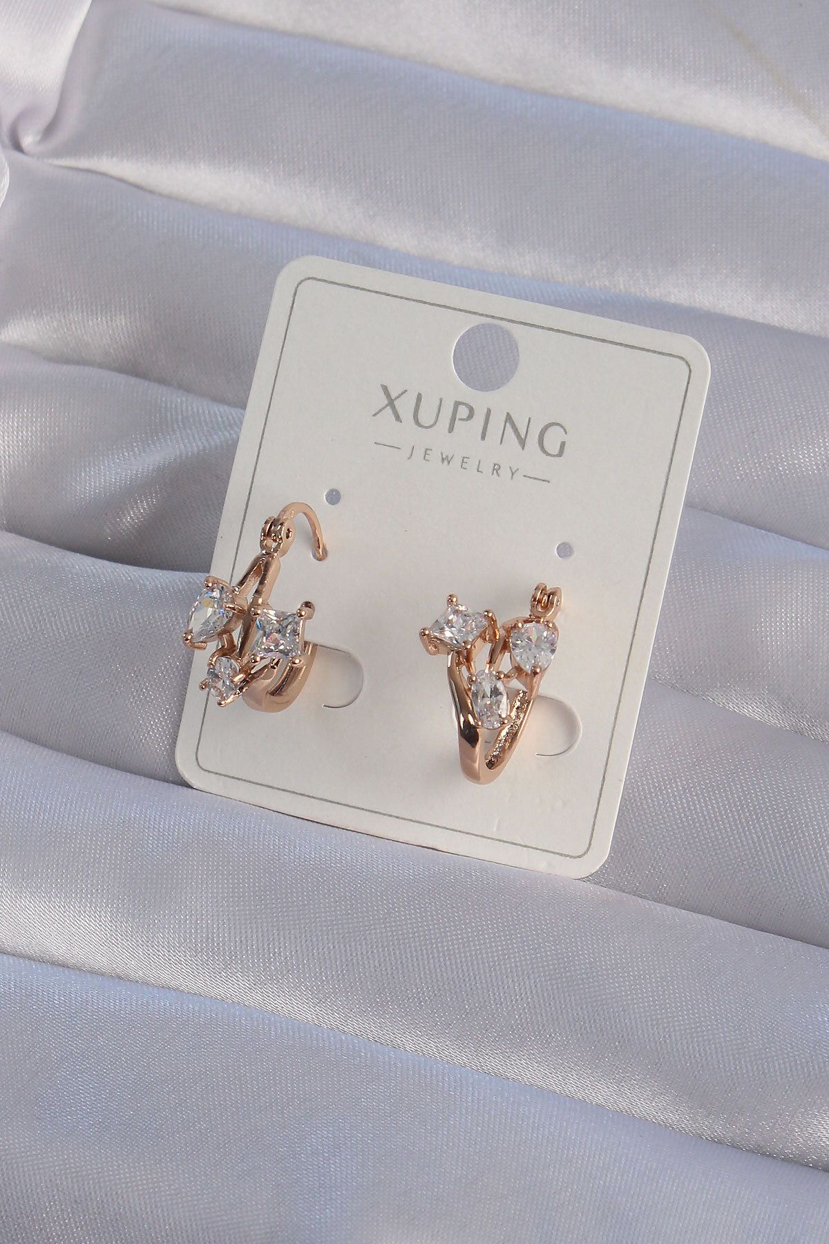 LovelymCo Xuping Rose Renk Zirkon Taşlı Halka Küpe - Lisinya
