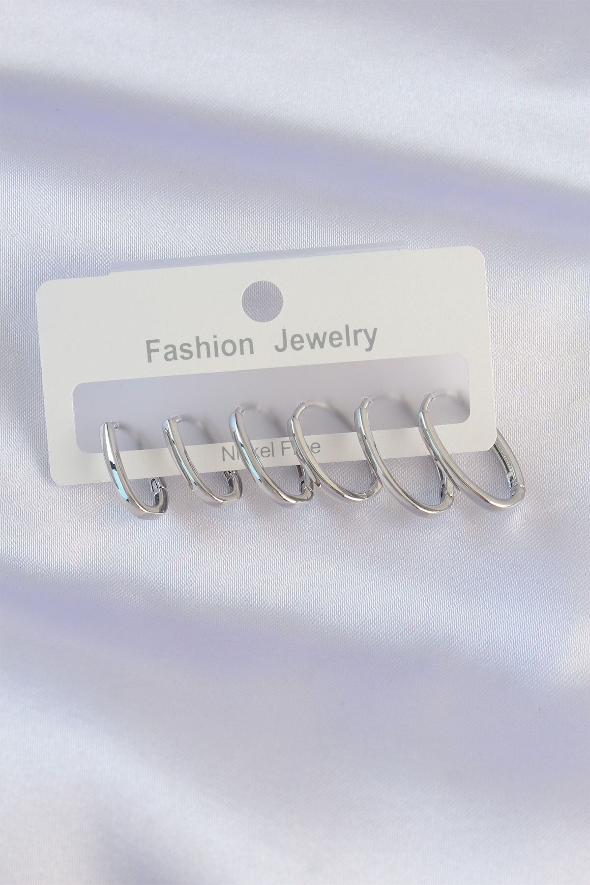 LovelymCo Pirinç Gümüş Renk İnce Oval Küpe Seti - Lisinya