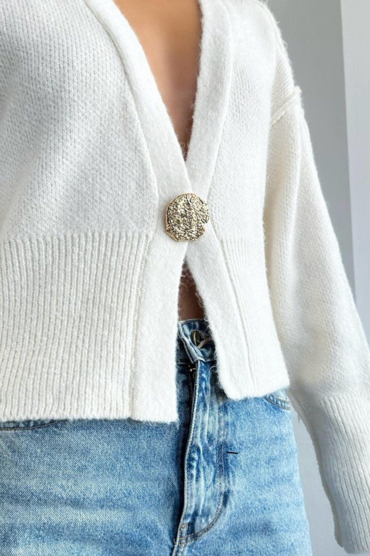 AKNButik-Reverse Stitched Single Button Cardigan - Cream 5