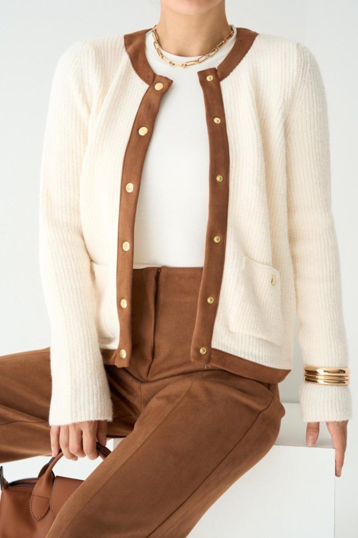 AKNButik-Suede Cardigan and Cream 5