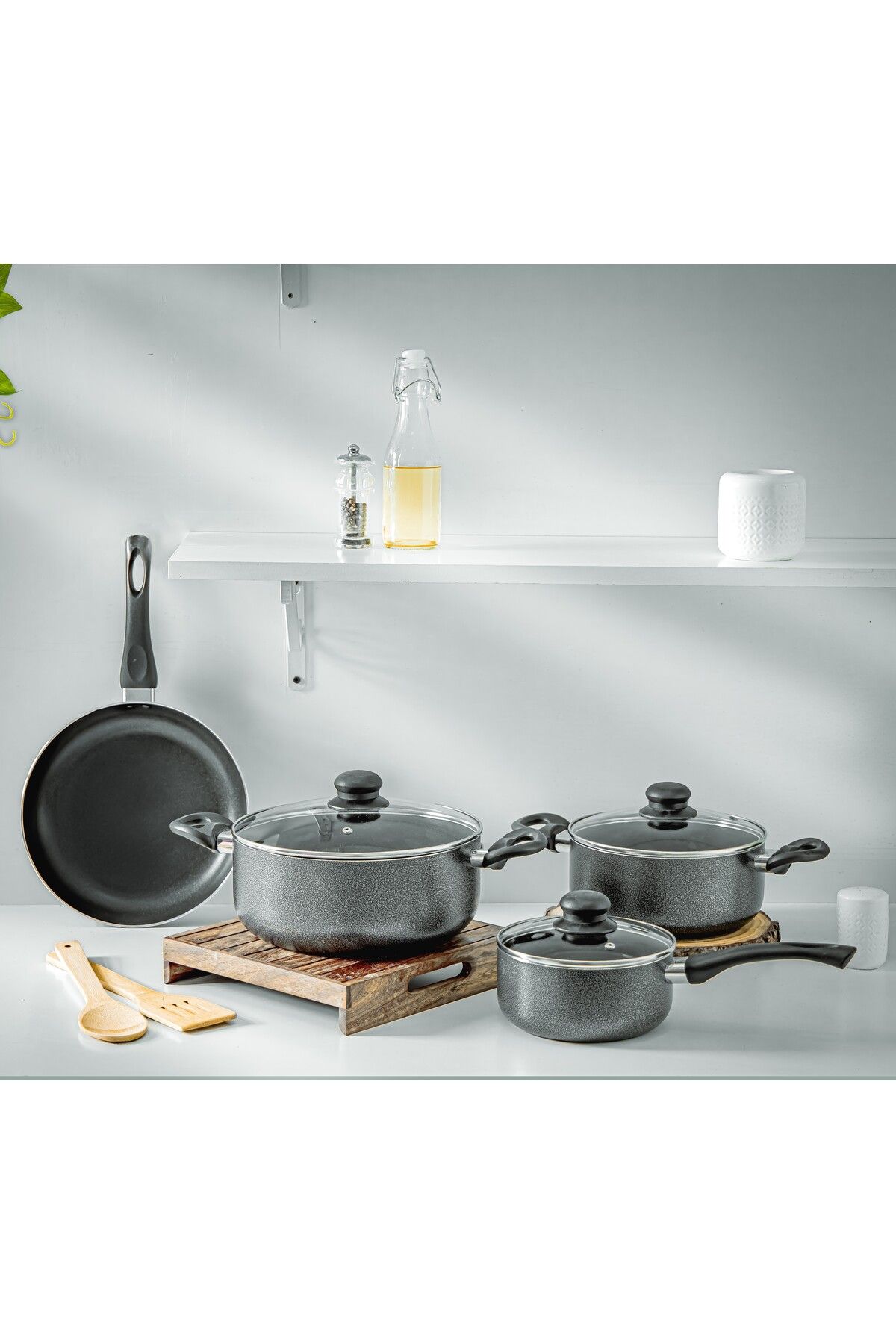 ROYALFORD 9-Piece Non-Stick Cookware Set- RF11642