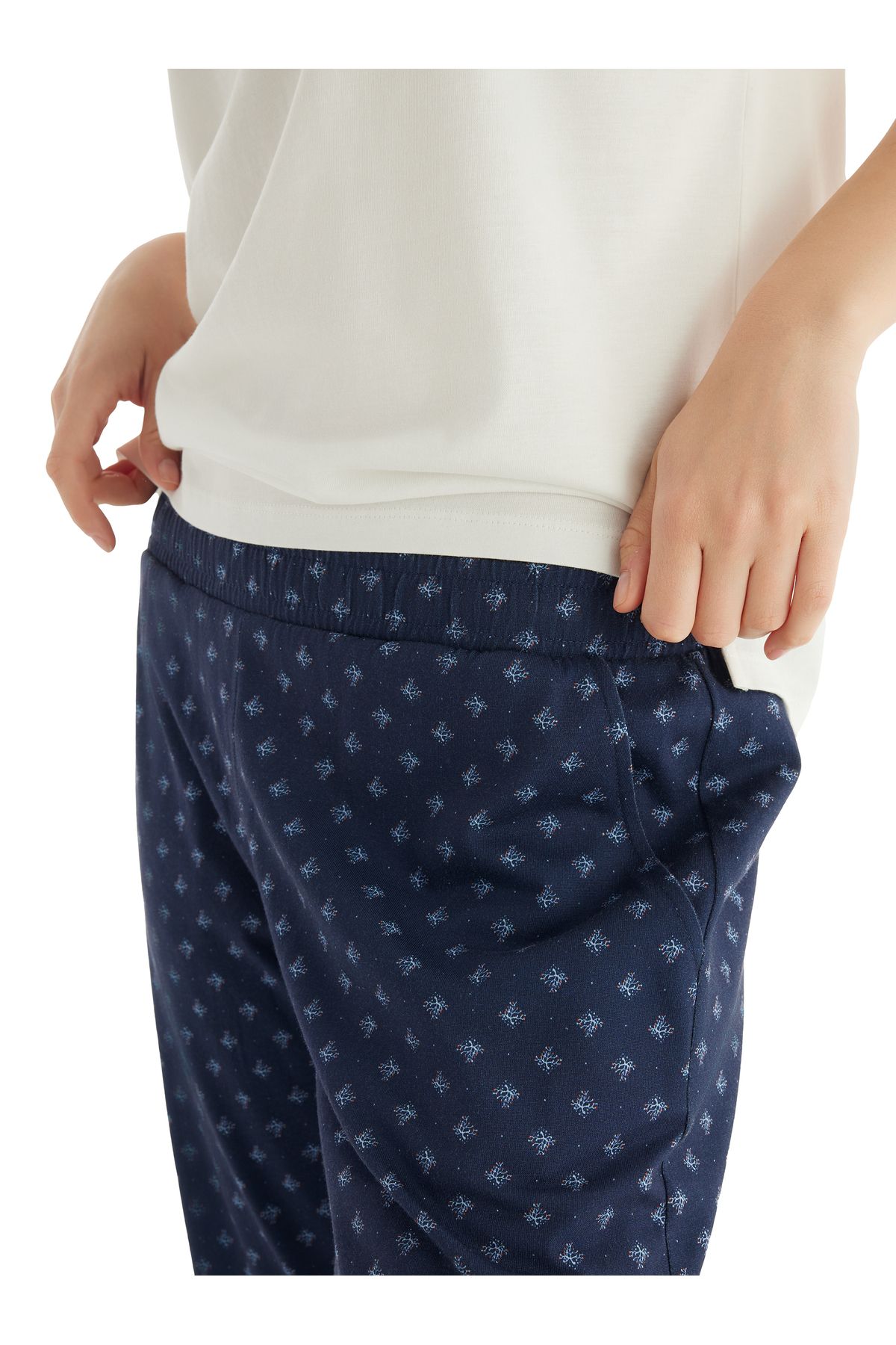 Blackspade-Women's Cream Pajama Set 51842 3