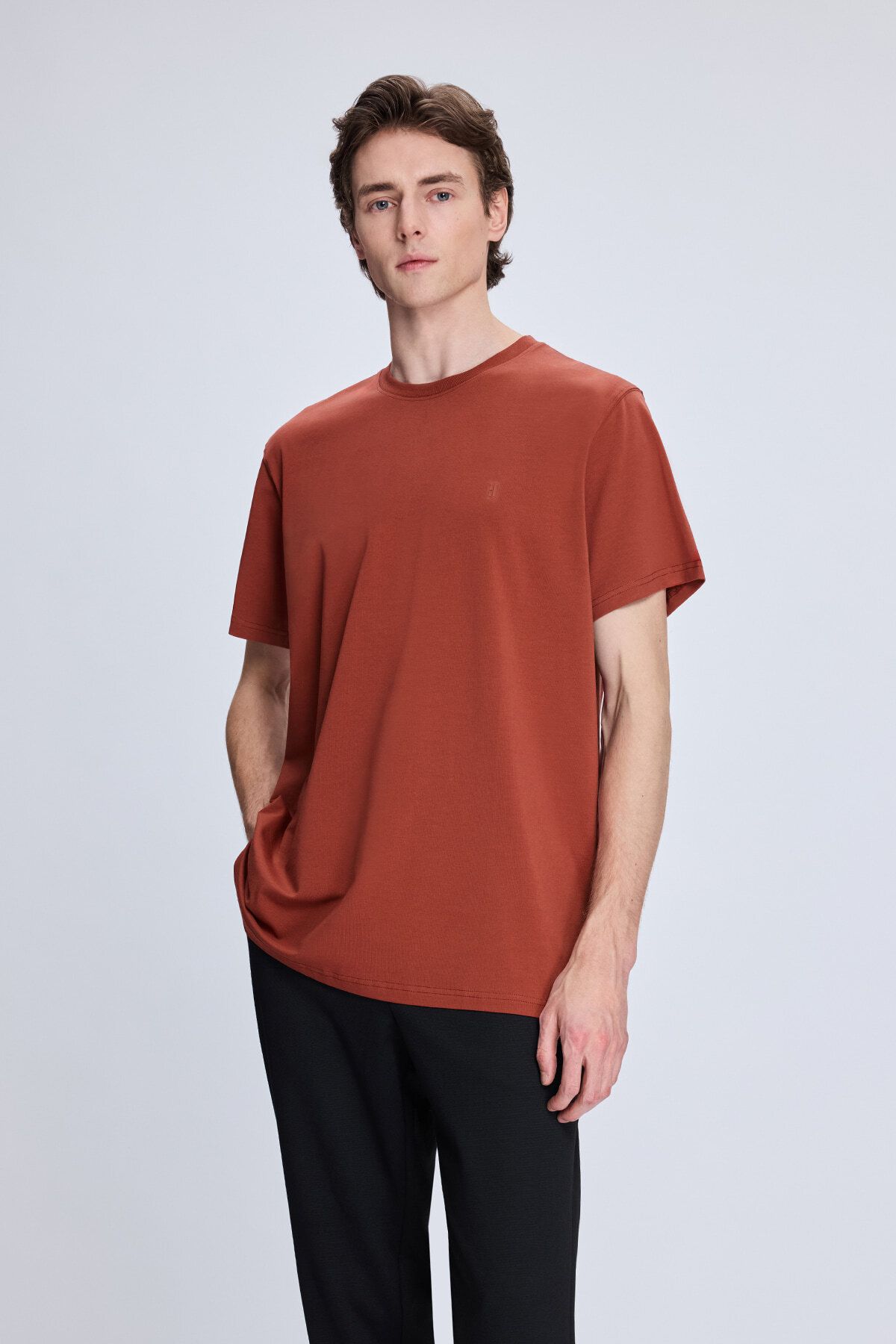تی شرت بافتنی یقه نخی Claret Red Regular Fit Crew Hatemoğlu