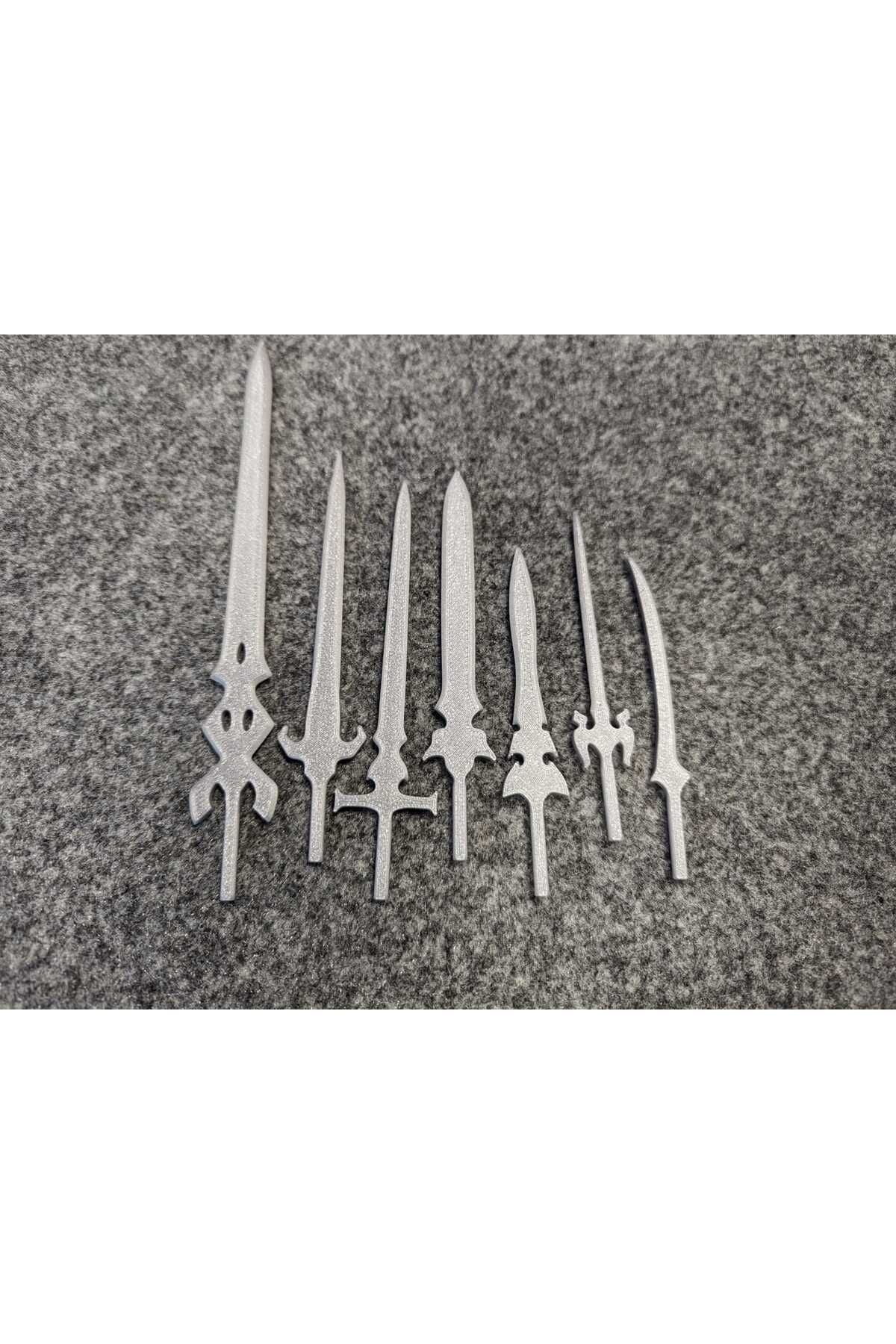 WELLCUT-Movable Articulated Dummy Swords Set – Decorative Weapons for Action Figures 1