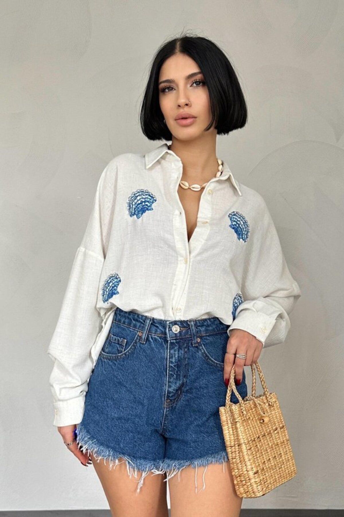MRA Fashion Beyaz Deniz Kabuk Desenli Gömlek