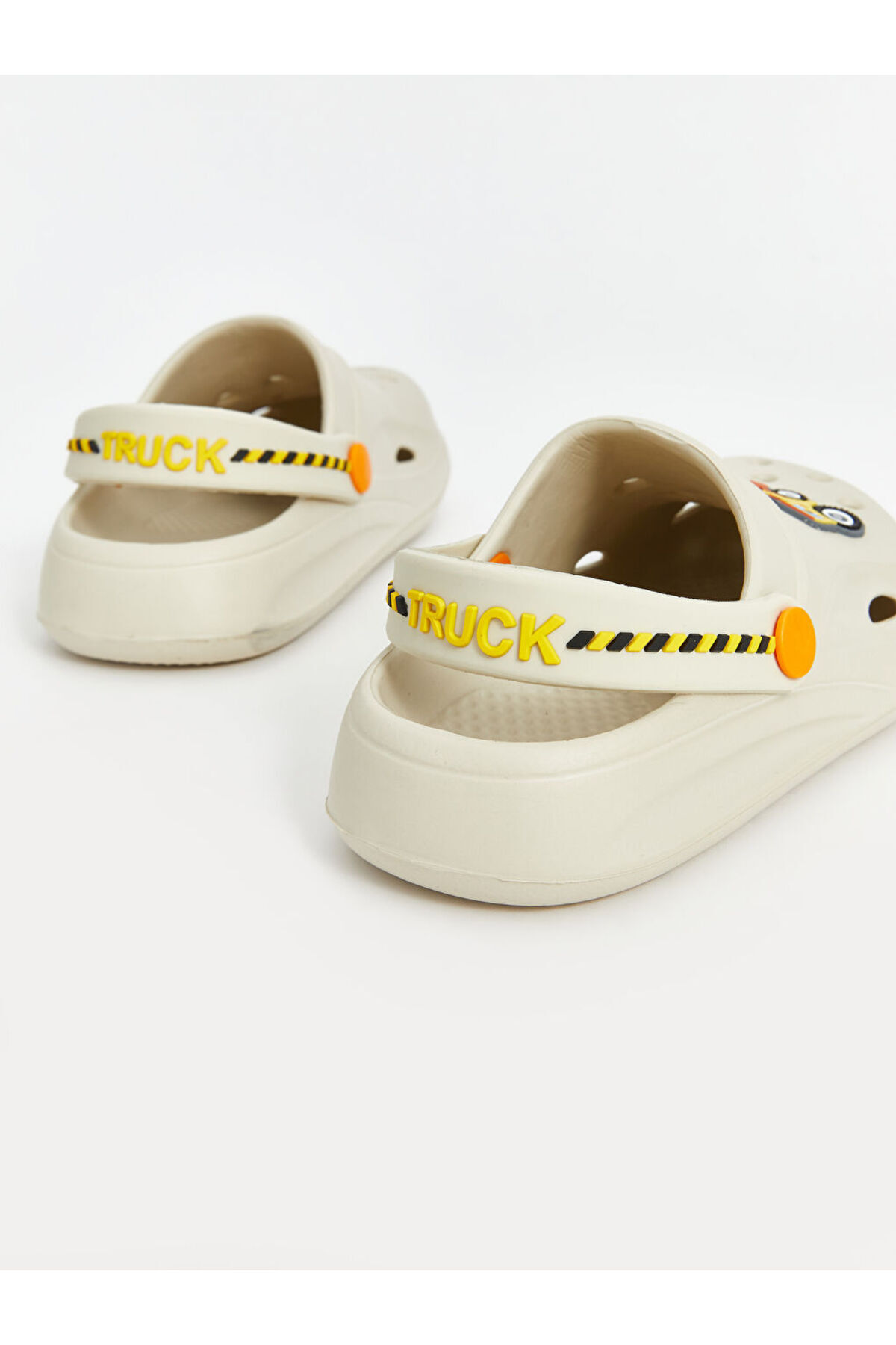 LC Waikiki-Lcw Steps Beige Printed Boys' Beach Sandals 5