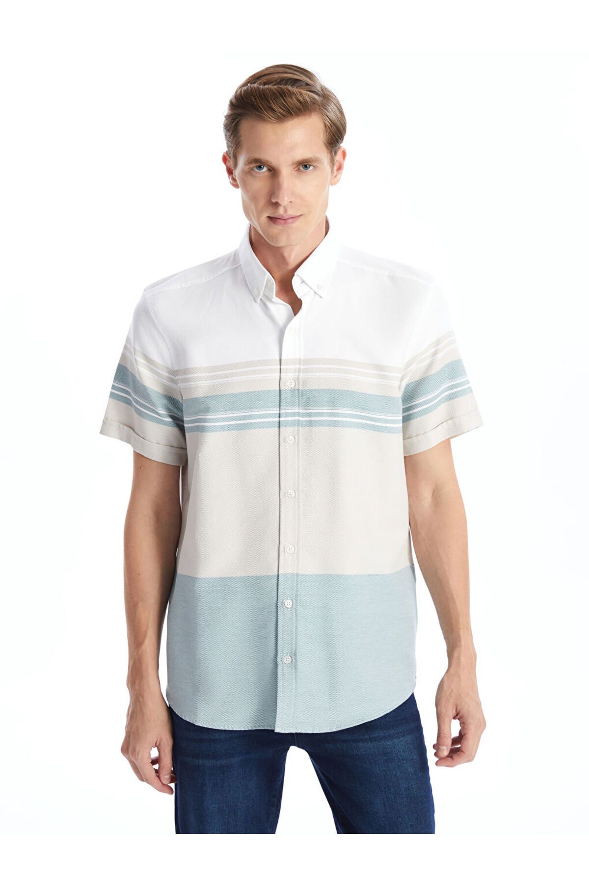 LC Waikiki Yeni Sezon Regular Fit Kisa Kollu Cizgili Erkek Gomlek - S4FV24Z8
