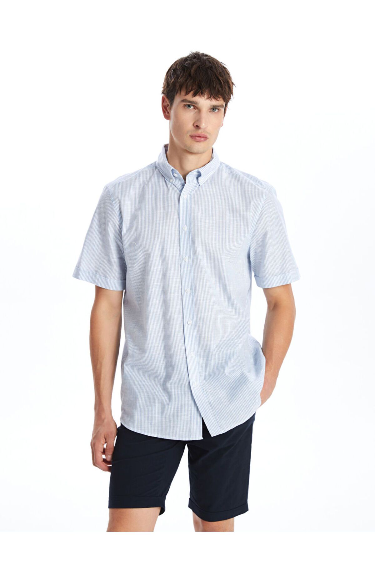 LC Waikiki LCW Regular Fit Kısa Kollu Çizgili Poplin Erkek Gömlek
