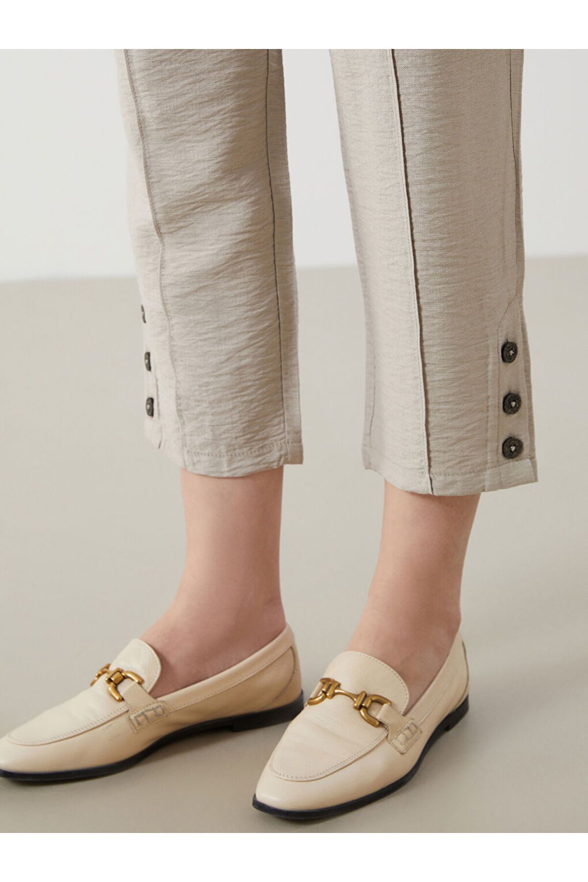 LC Waikiki-Pantaloni de damă cu aspect de in cu talie elastică 3
