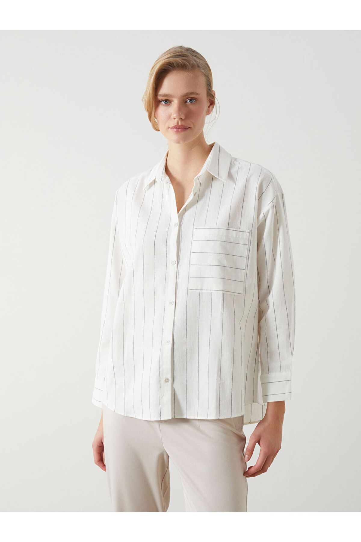 LC Waikiki Yeni Sezon Cizgili Oversize Keten Karisimli Kadin Gomlek - S5I326Z8