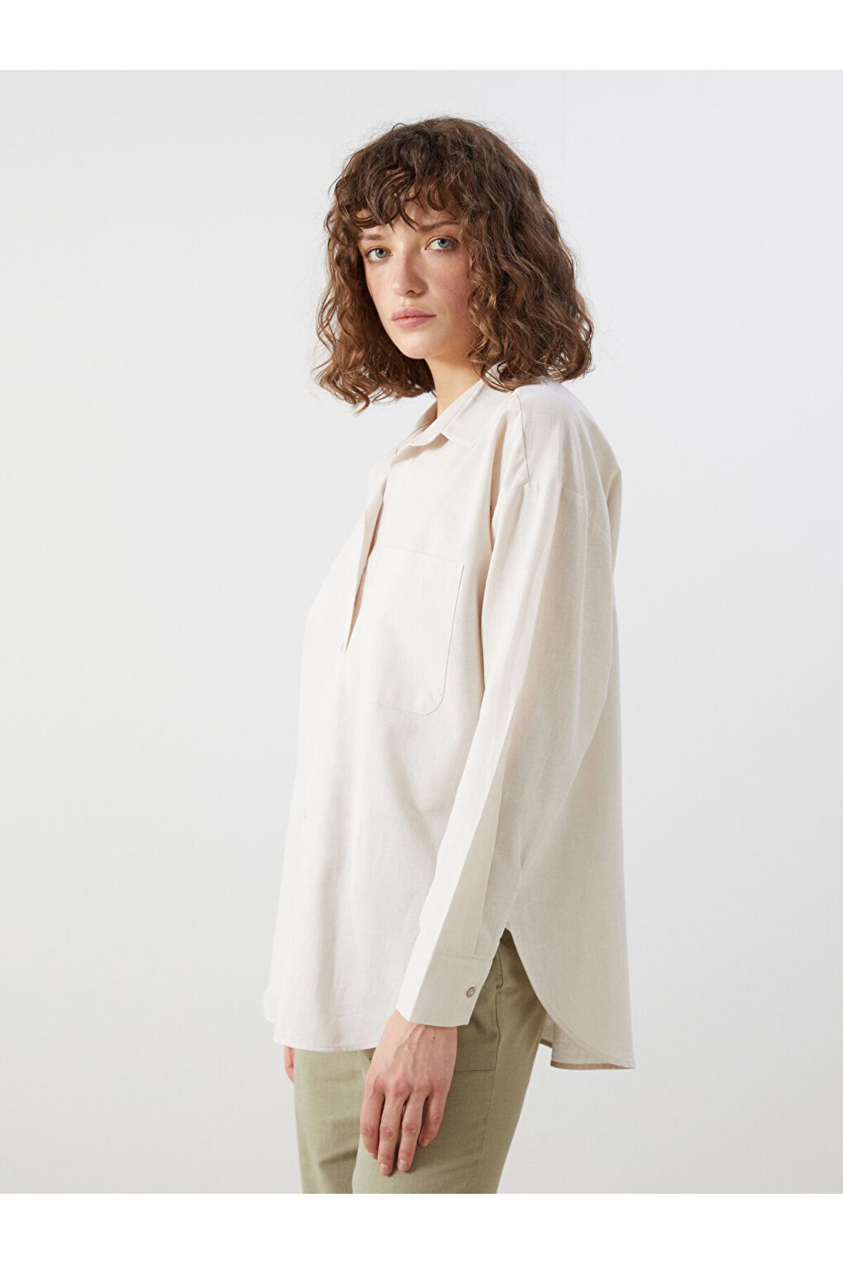 LC Waikiki Yeni Sezon Keten Karisimli Oversize Kadin Gomlek - S5HV60Z8