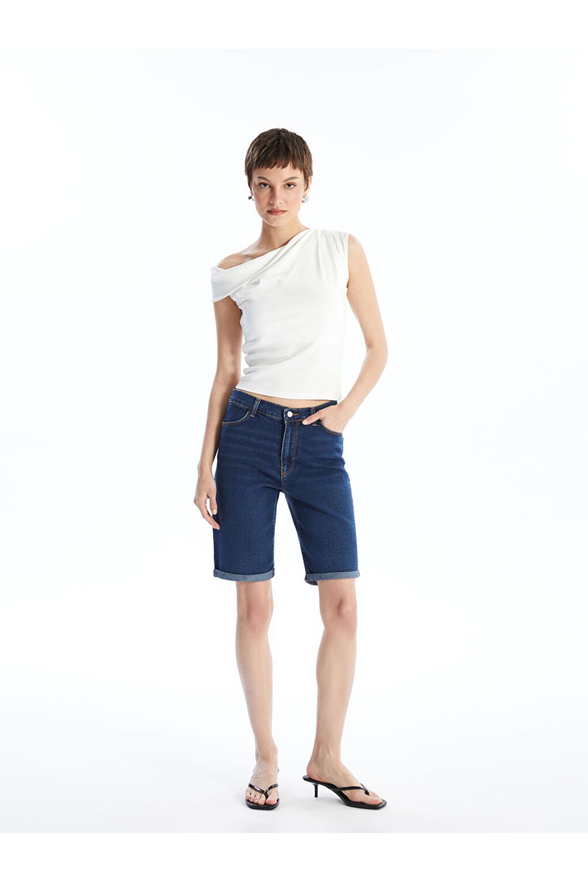 LC Waikiki LCW Bermuda Fit Kadın Jean Şort
