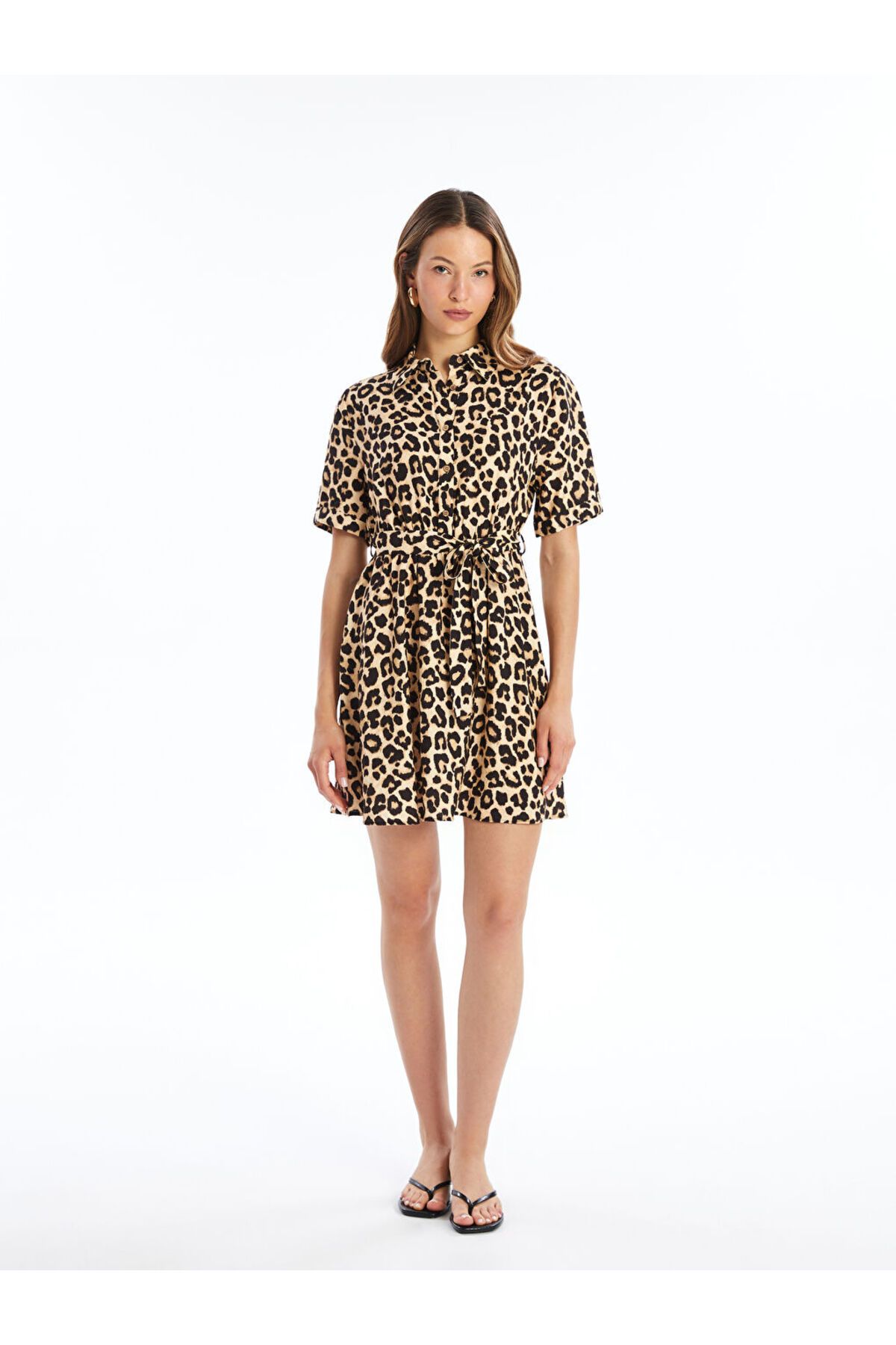 LC Waikiki Yeni Sezon Leopar Desenli Kisa Kollu Kadin Gomlek Elbise - S4NK13Z8