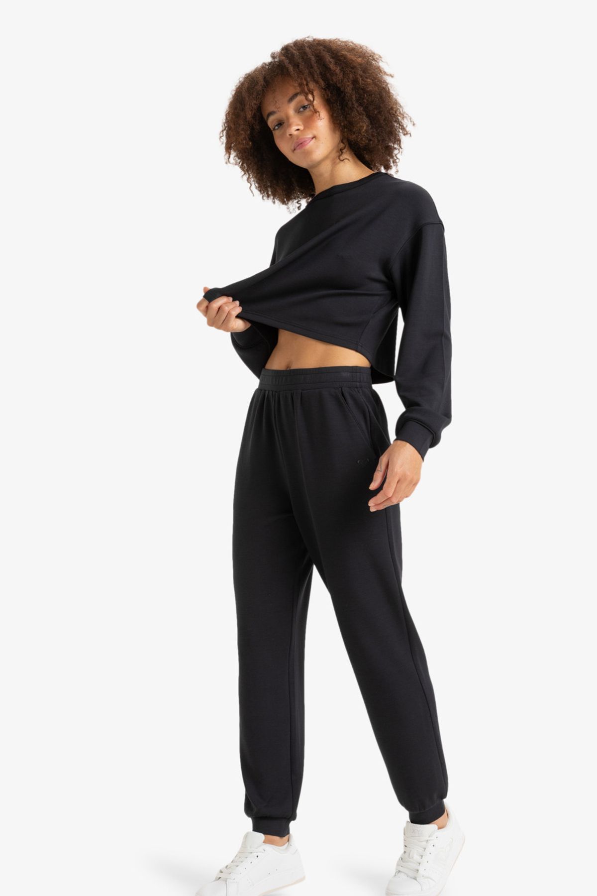 Roxy-Roxy Non-Denim-Stoff – Damenhose mit doppeltem Spread-Cut 3