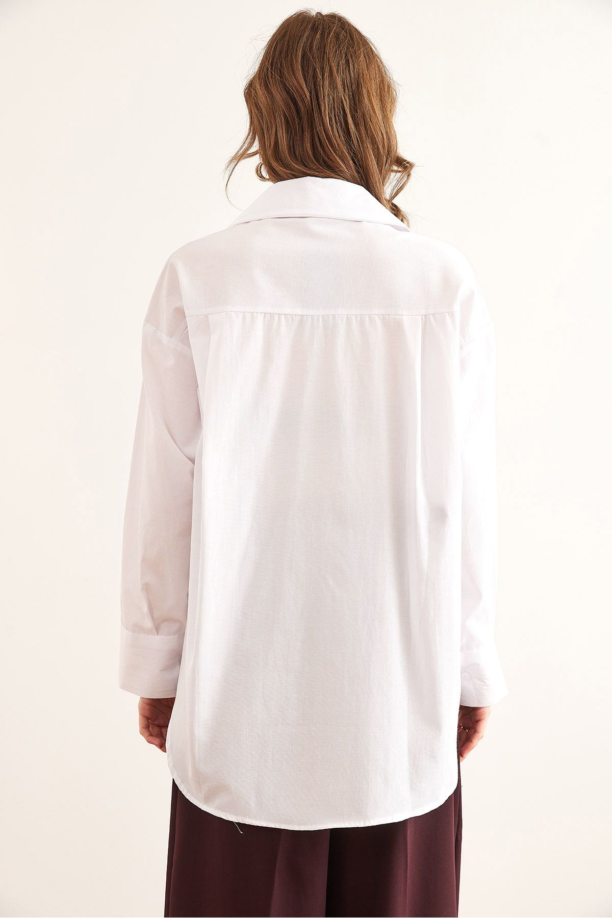 Olalook-Women's White Teddy Bear Hidden Placket Embroidery Detailed Oversize Shirt Gml- 19001295 2