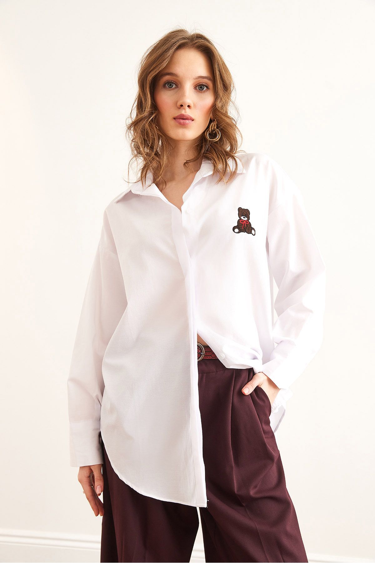 Olalook-Women's White Teddy Bear Hidden Placket Embroidery Detailed Oversize Shirt Gml- 19001295 7