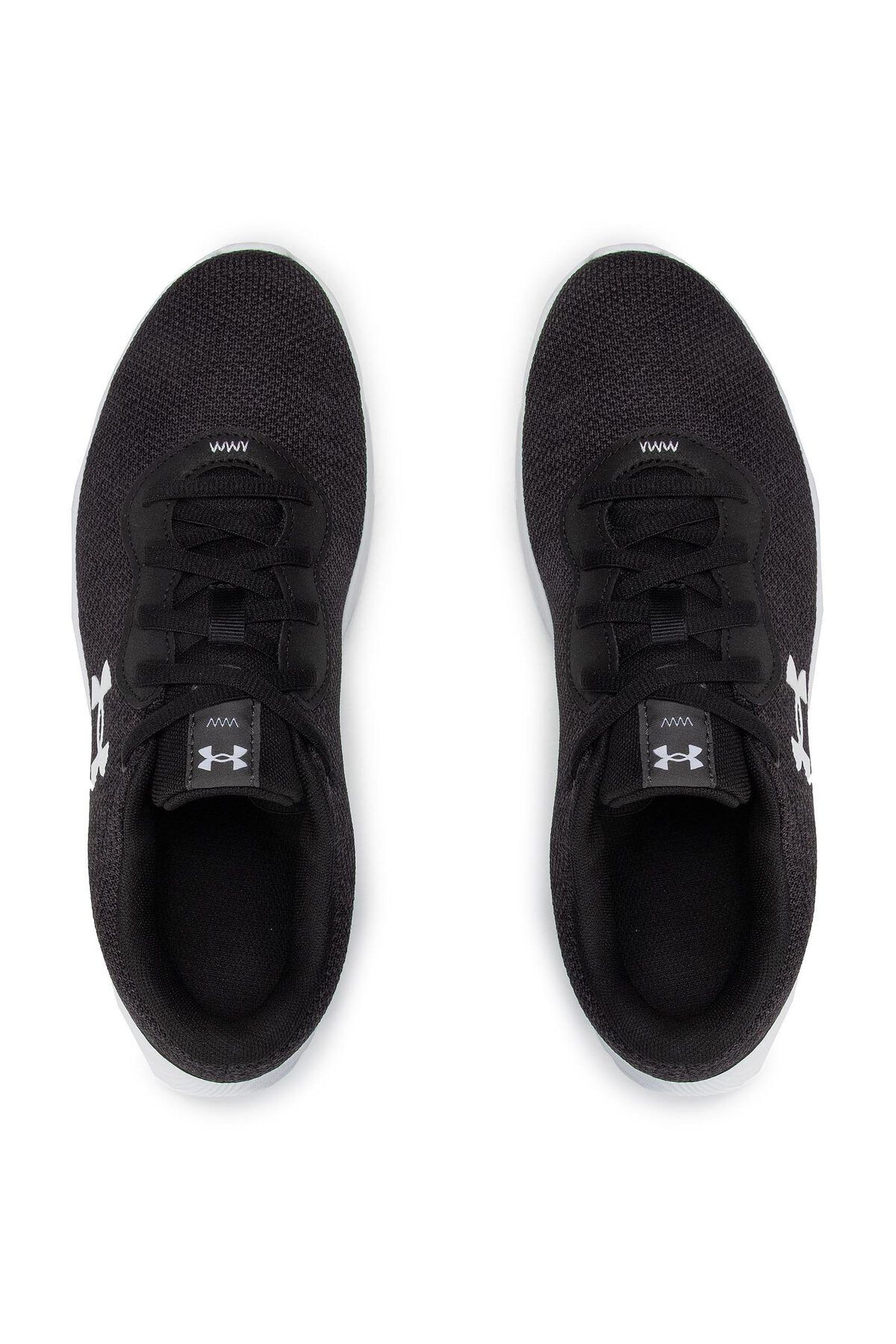 Under Armour-Mojo 2 - Wygodny i stylowy strój 4