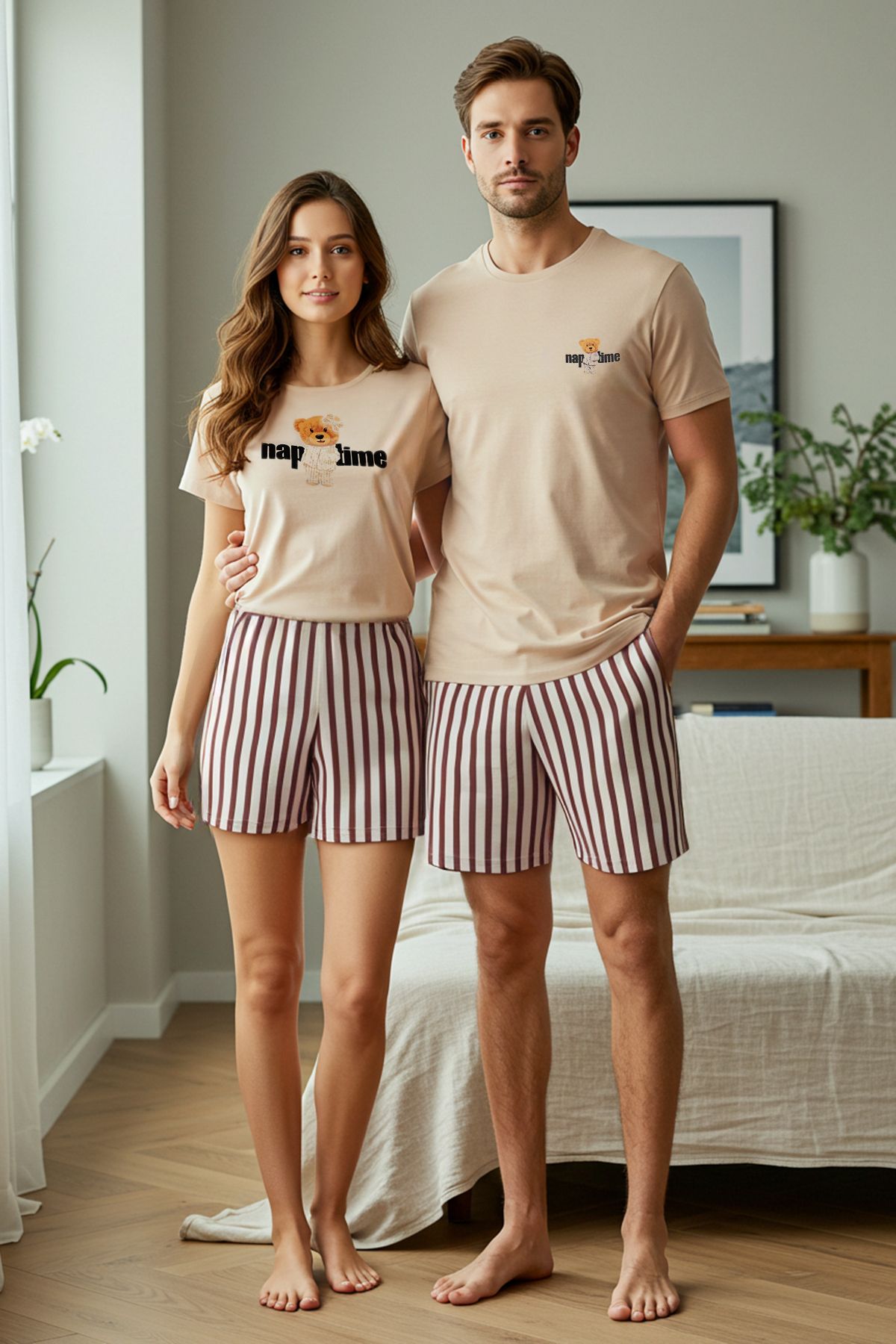 Trendyol Collection Zweifarbiges Pyjama-Set für Damen – 100 % Baumwolle, gestreifte Shorts mit Teddybär, THMSS24PT00175
