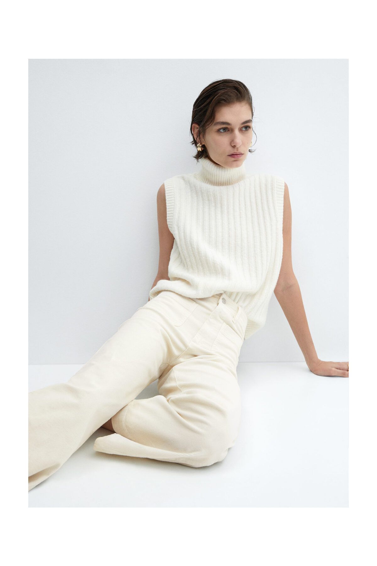 MANGO Woman-Corduroy culotte pants 5