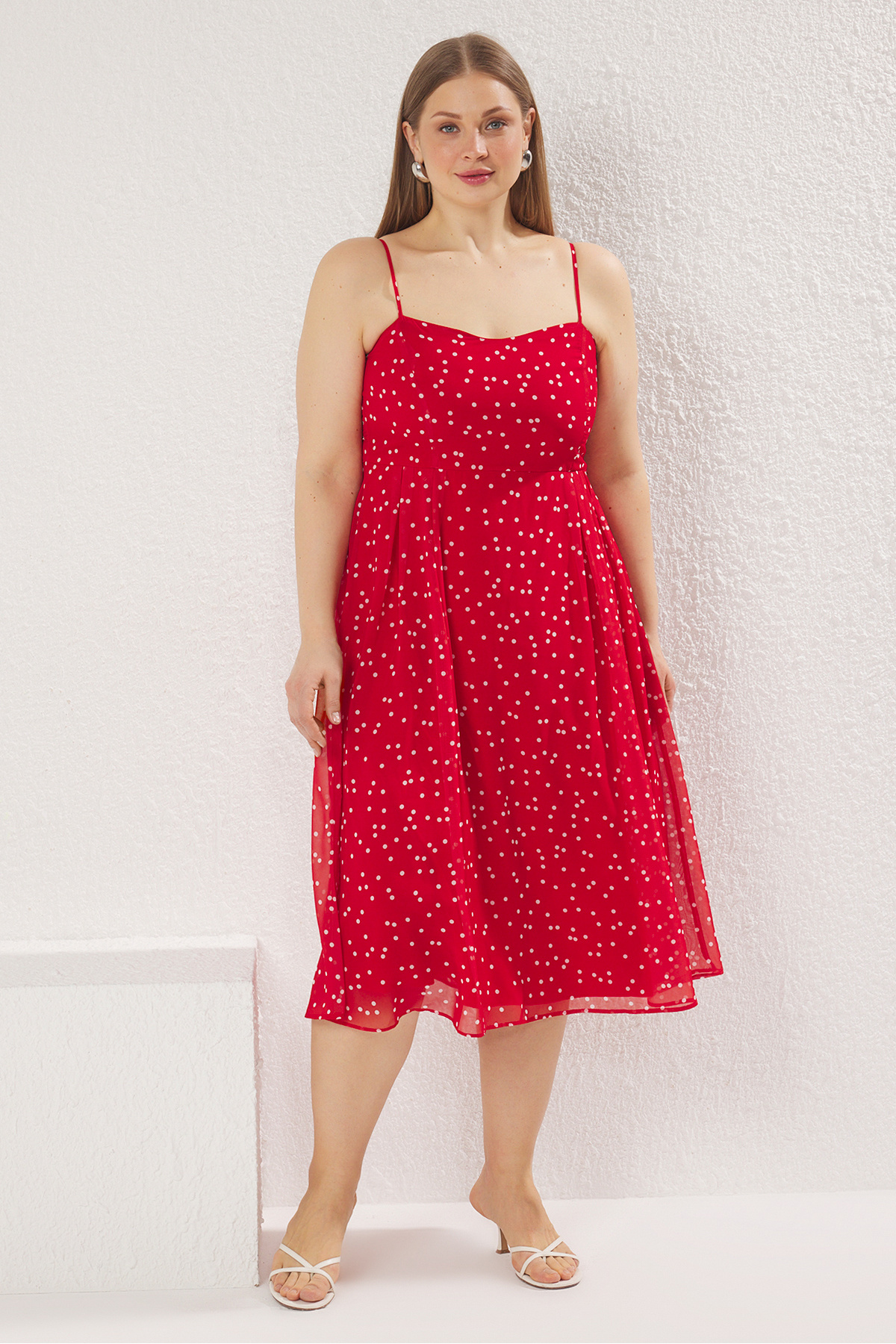 Trendyol Curve-Red Chiffon Woven Plus Size Dress 2