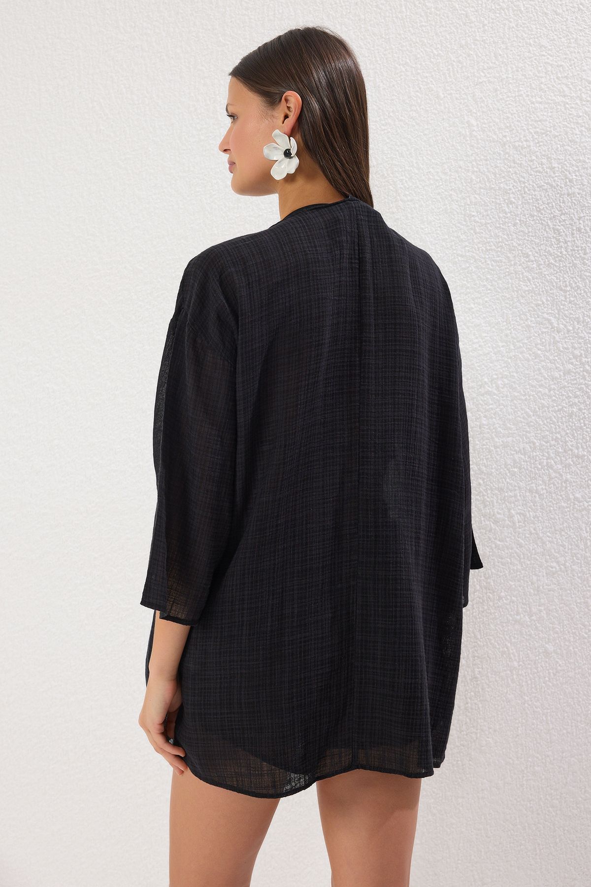 Trendyol Collection-Černá zavazovací halenka šortky plážový oblek TBESS25AU00050 4