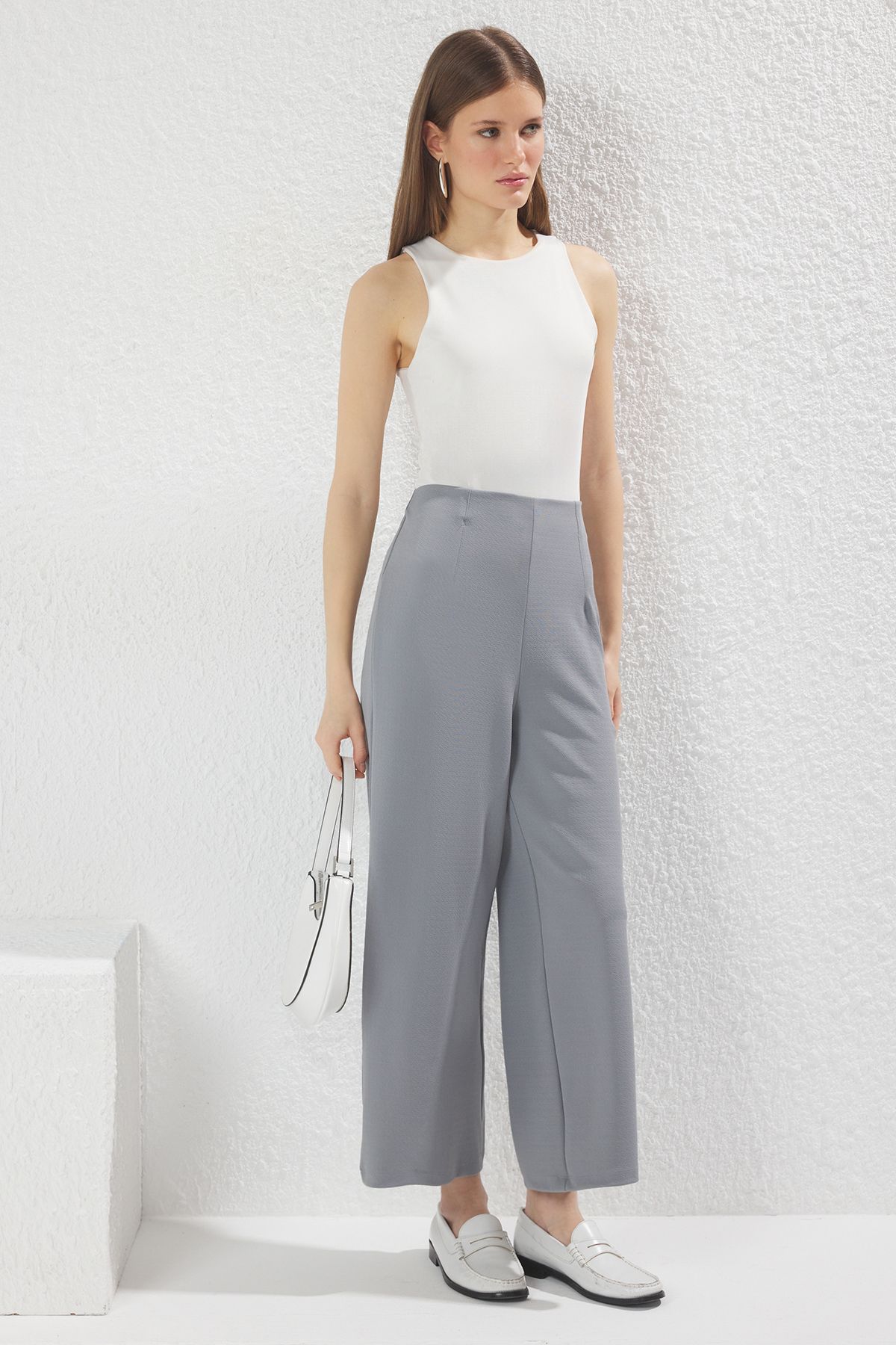 Trendyol Collection Szare Spodnie Typu Culotte Z Wycięciami I Wysokim Stanem Twoss24pl00036 Kobieta - XS
