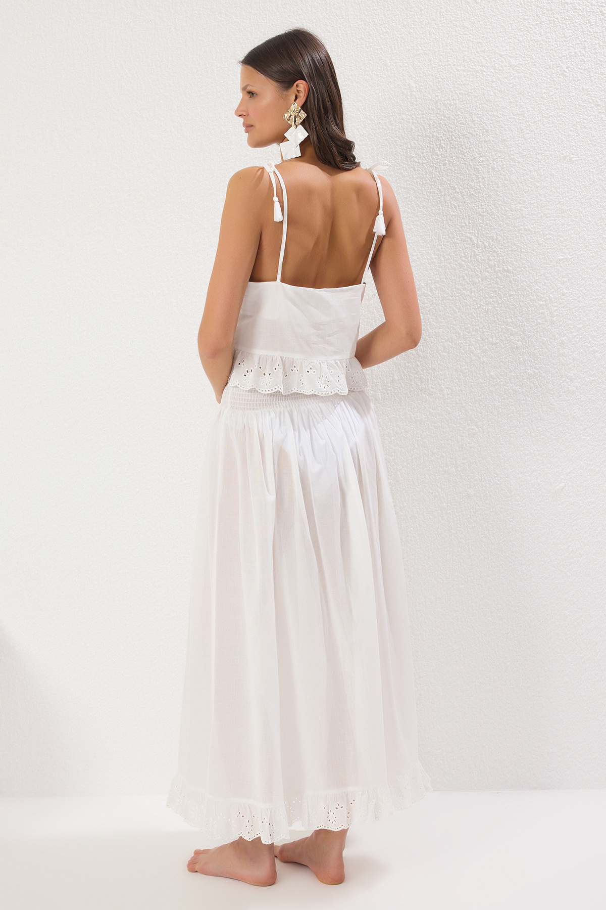 Trendyolmilla  Ekru Dokuma Brodeli %100 Pamuk Plaj Bluz-Etek Takım TBESS25AU00042 - Görsel 6