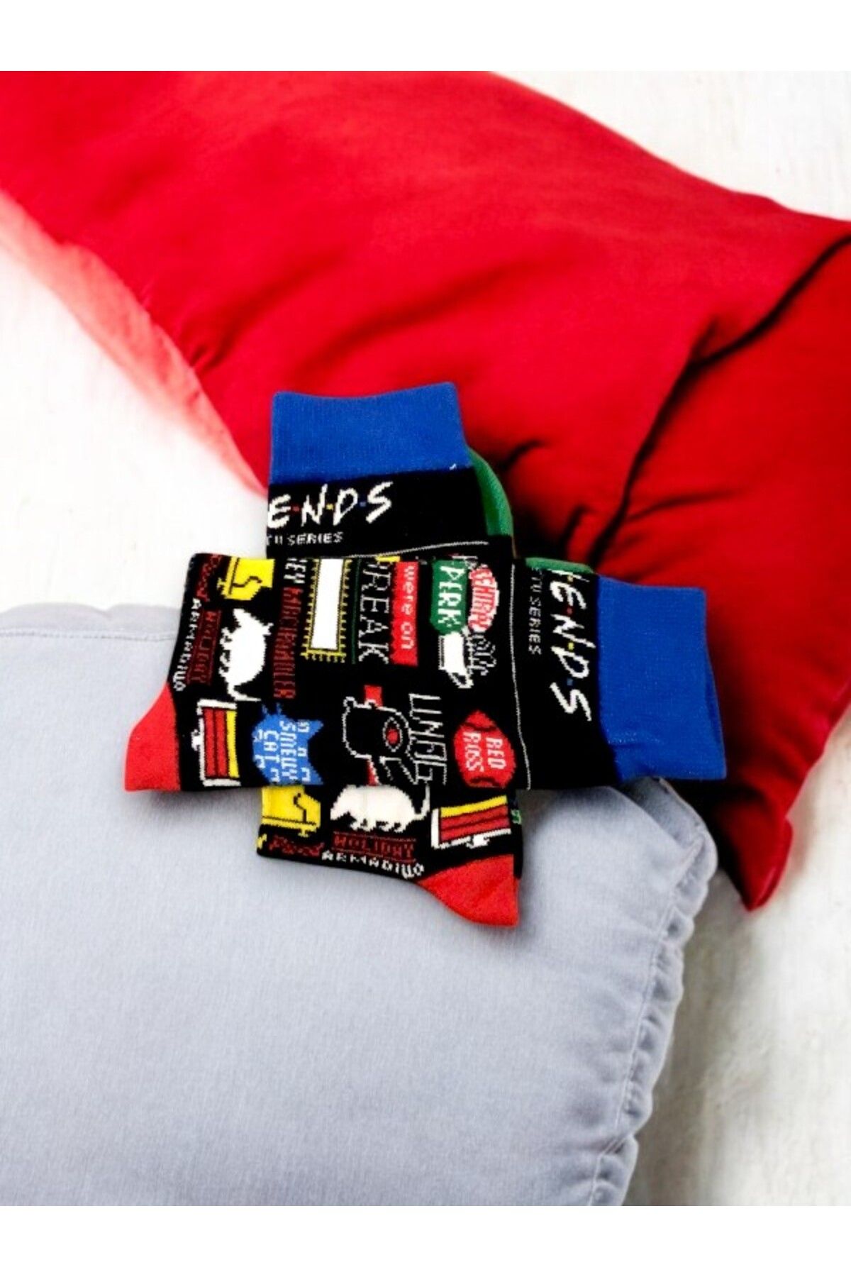 FFM-Friends Series Socks - Fun Iconic Character Design 3