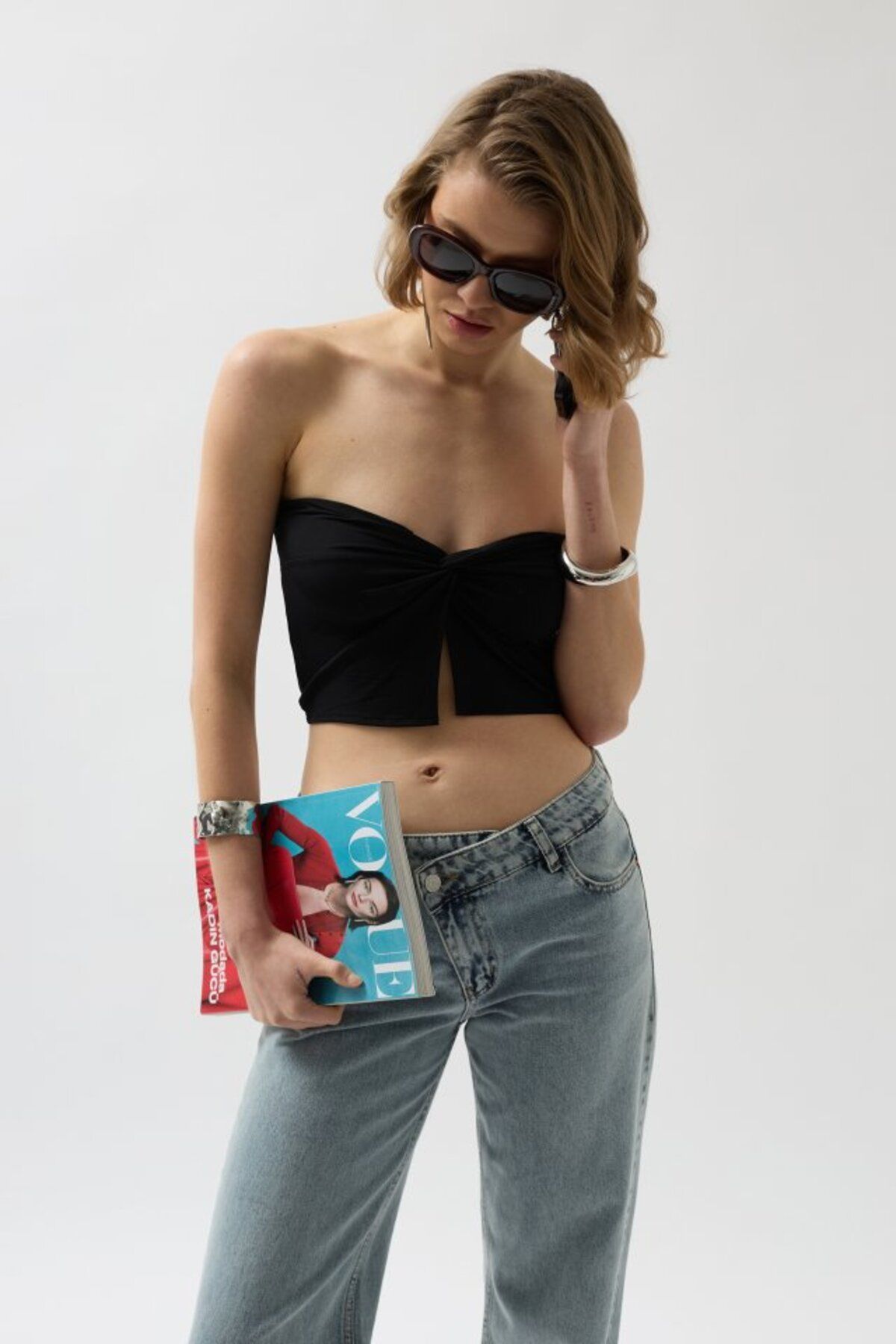 Gökyüzü Moda Straplez Düğüm Detay Bluz