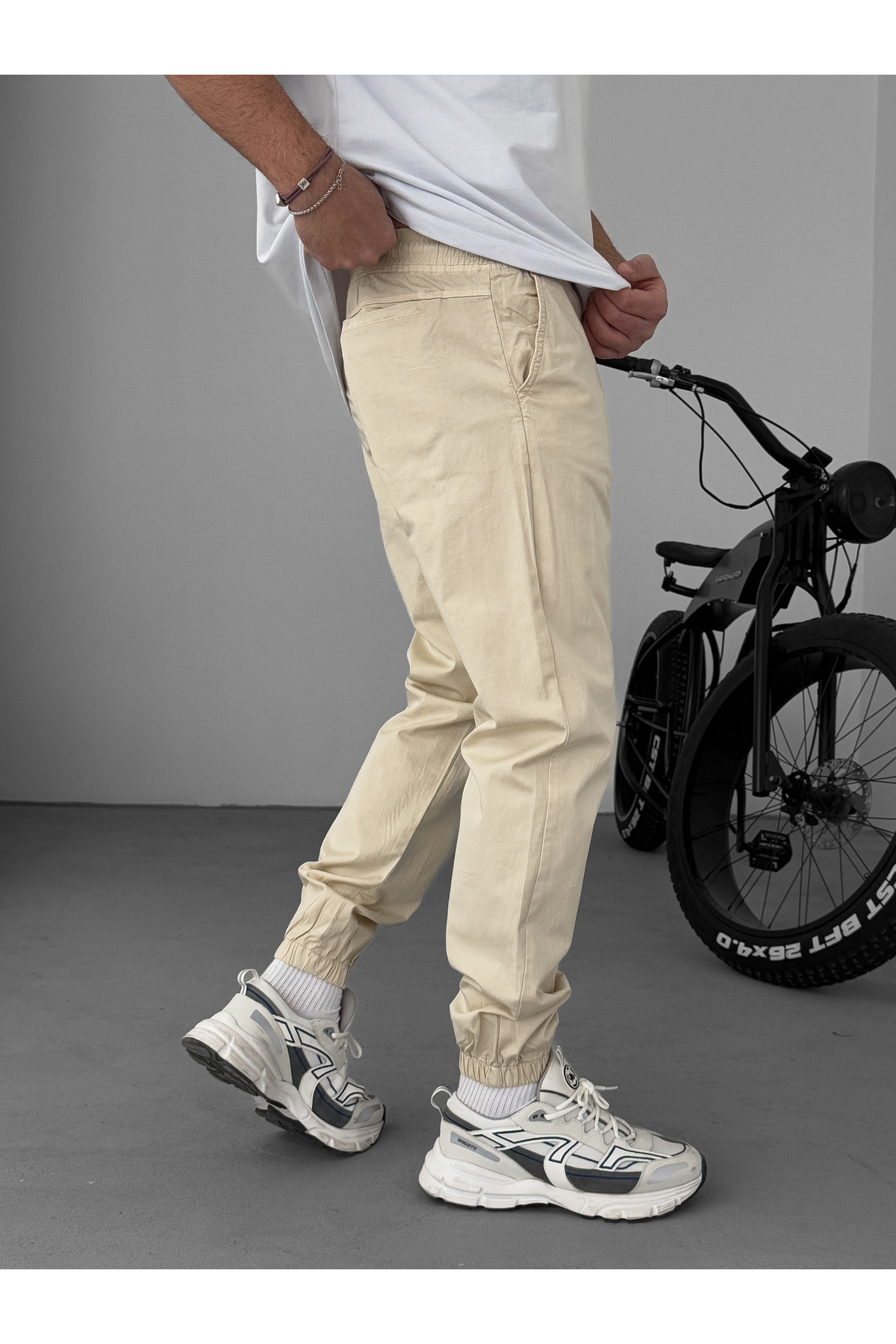 BYBASICMAN-Beige Dizi Stitched Gabardine Jogger Yp-5018 5