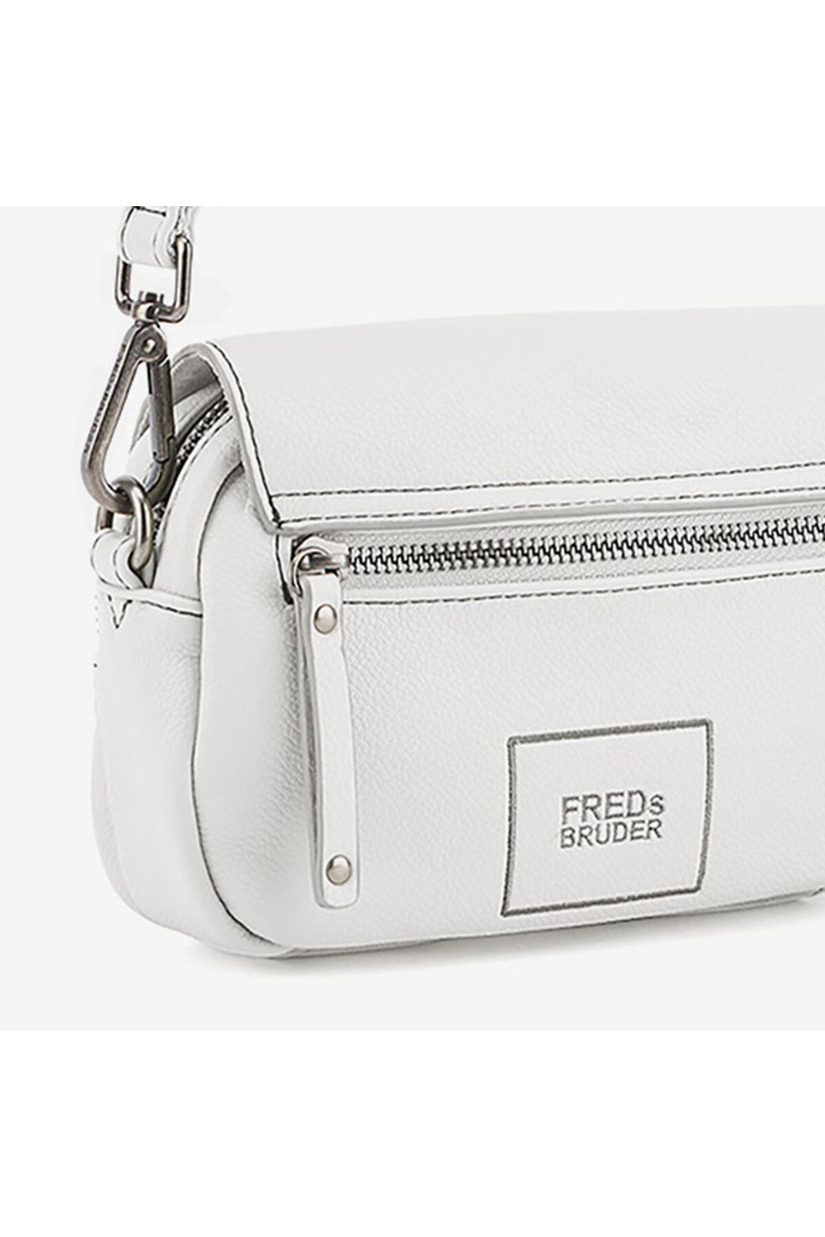FREDsBRUDER-Bestie Umhängetasche Leder 20 cm 3