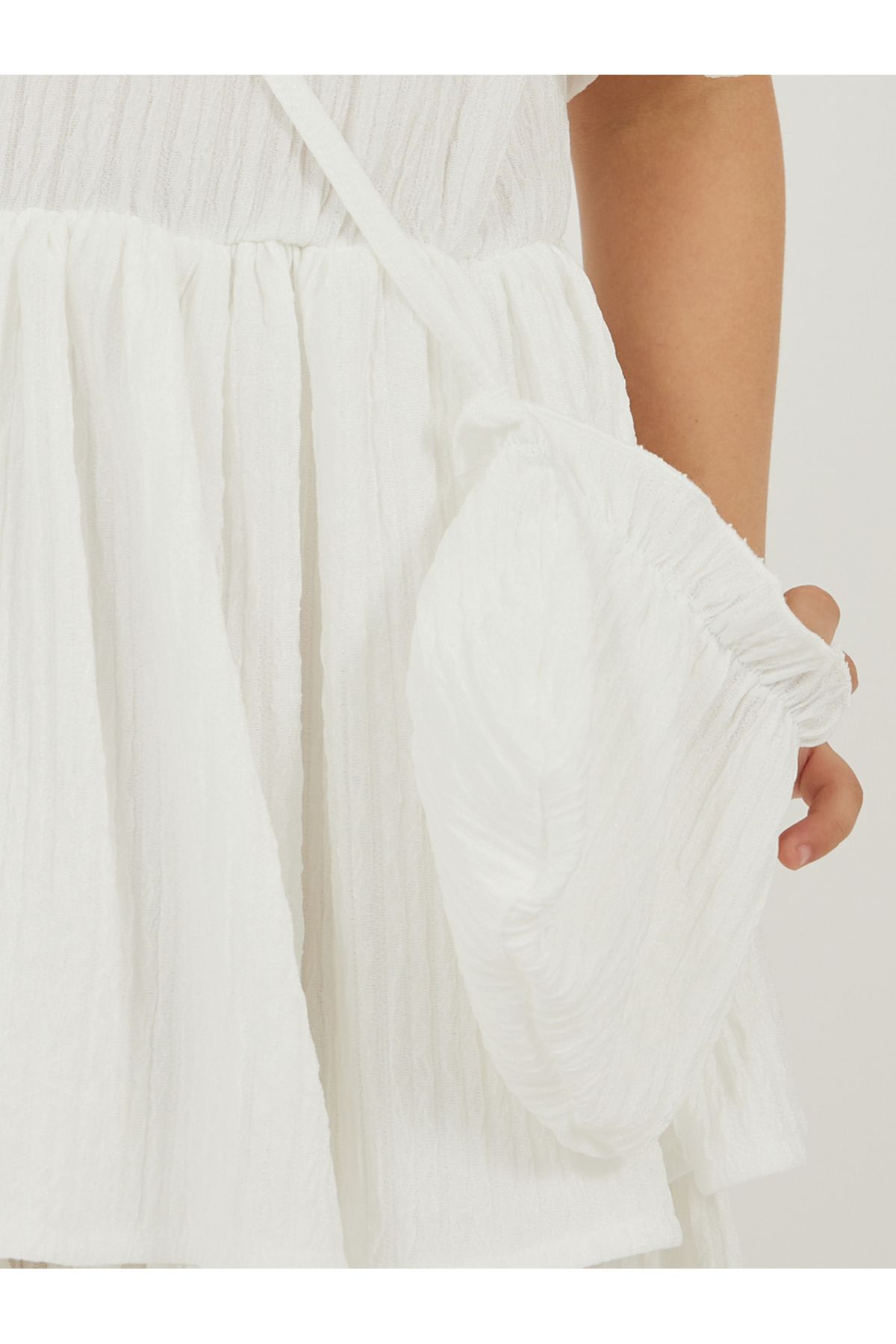 Styli-Pleated Frill Sleeve Tiered Dress with Bag 4