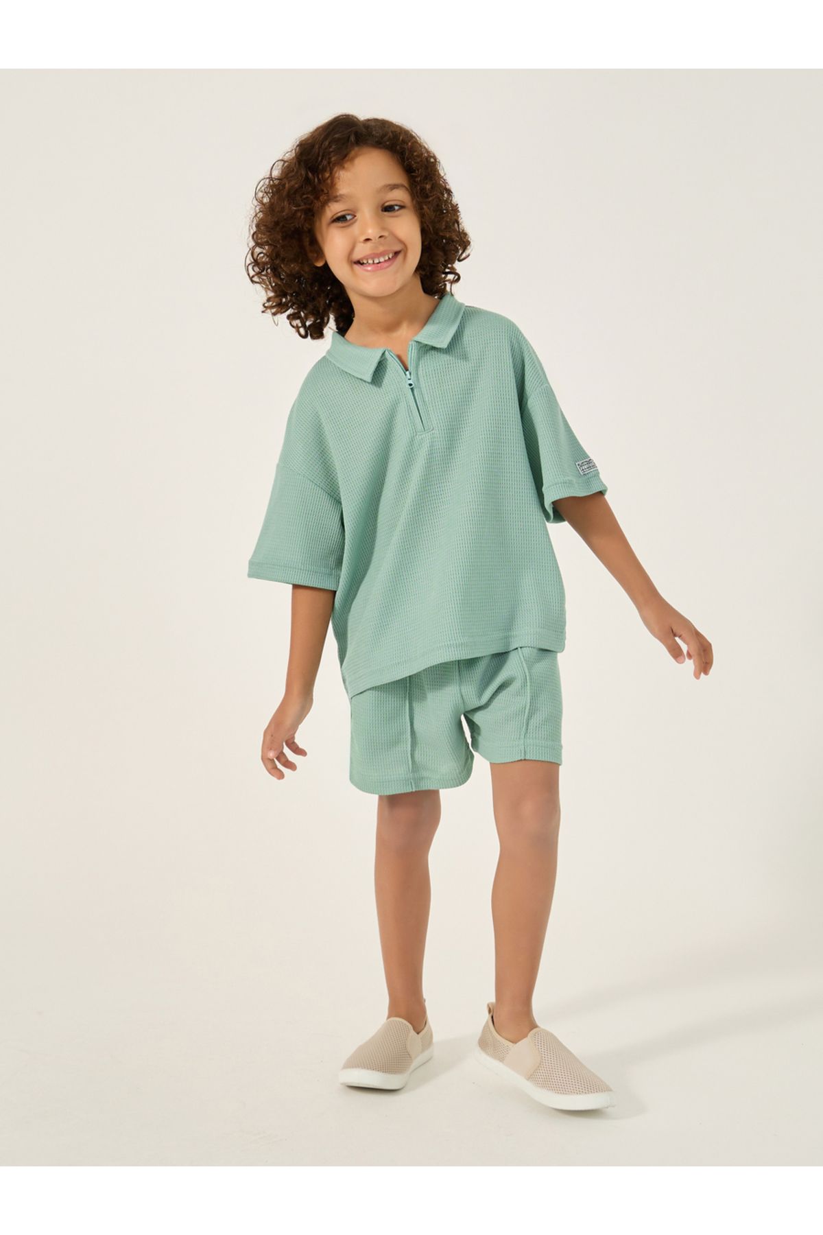 Styli-Textured Knit Polo T-Shirt and Shorts Set 2