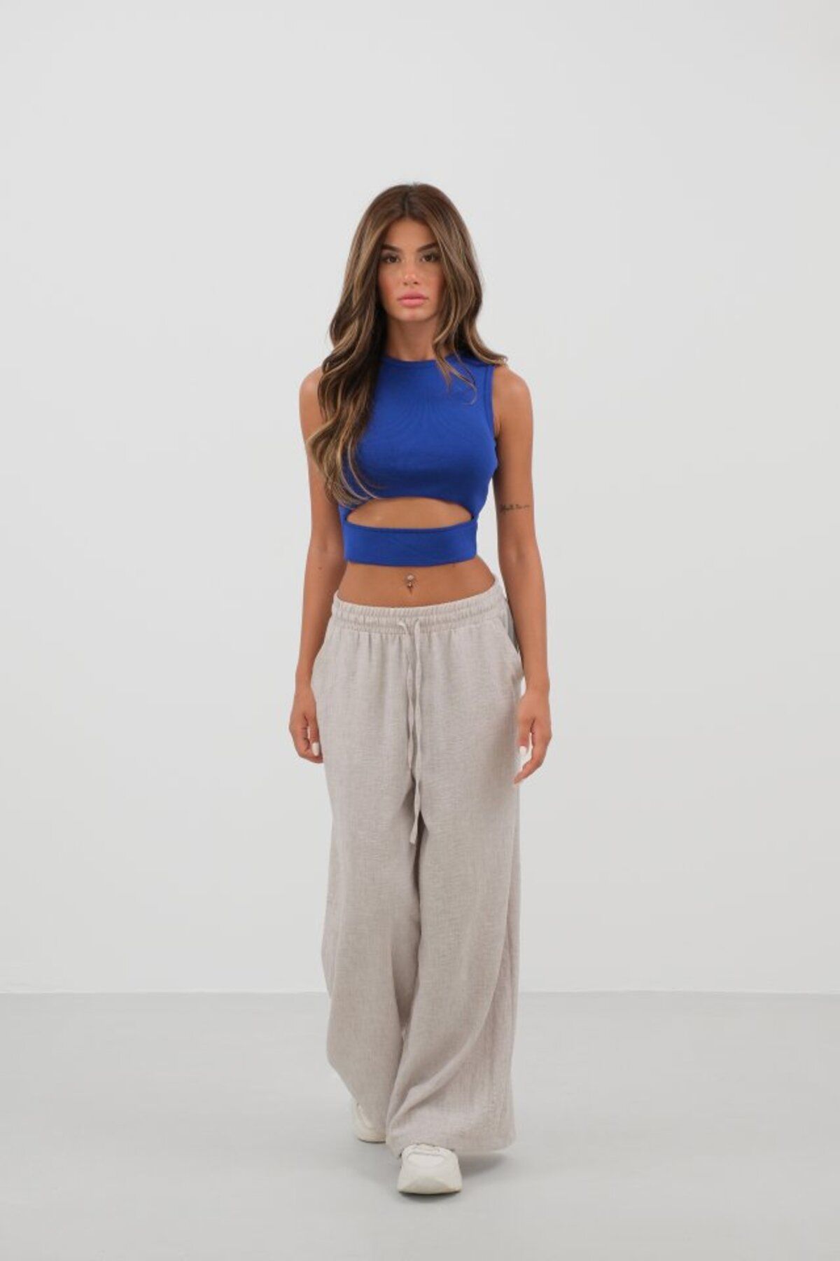 Meleners Pencere Detay Triko Bluz