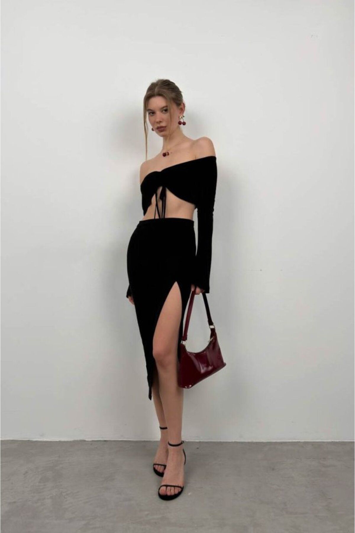 Gökyüzü Moda Kayık Yaka Asansörlü Bluz