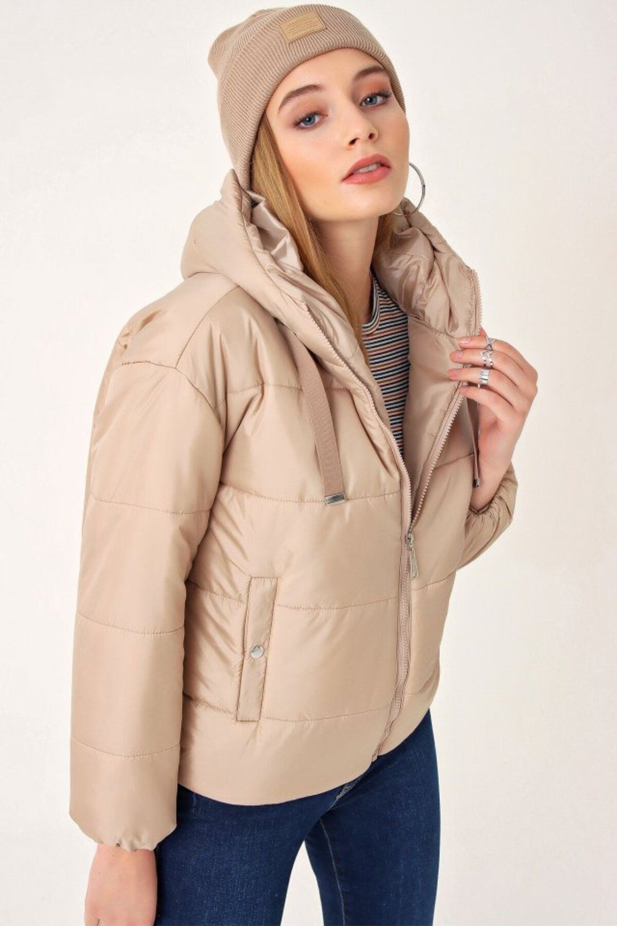 1001moda-Hooded Puffer Jacket - Mink Model 5117 1