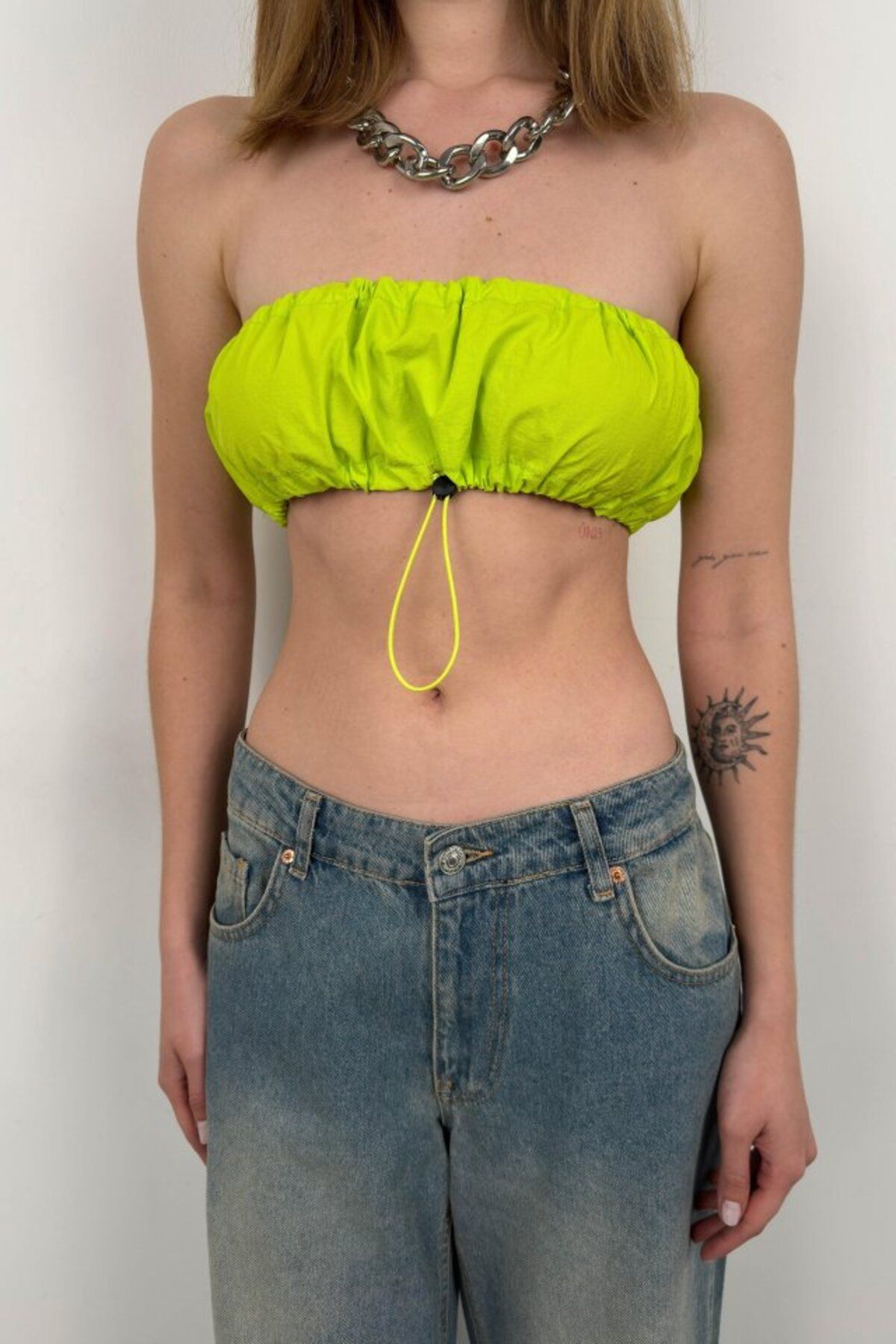 Albayrak Lastik Detay Straplez Crop