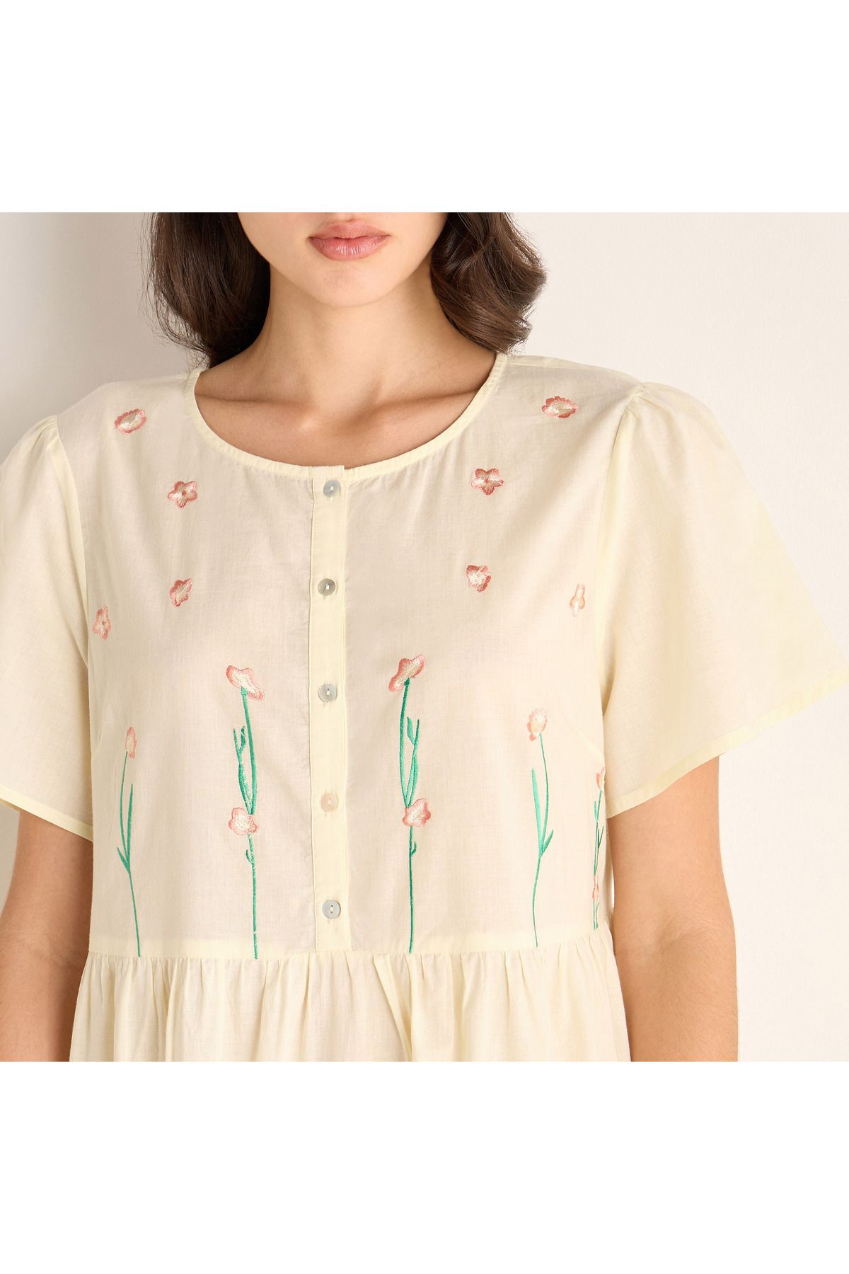 FAV-Embroidered Night Dress with Round Neck and Short Sleeves 4