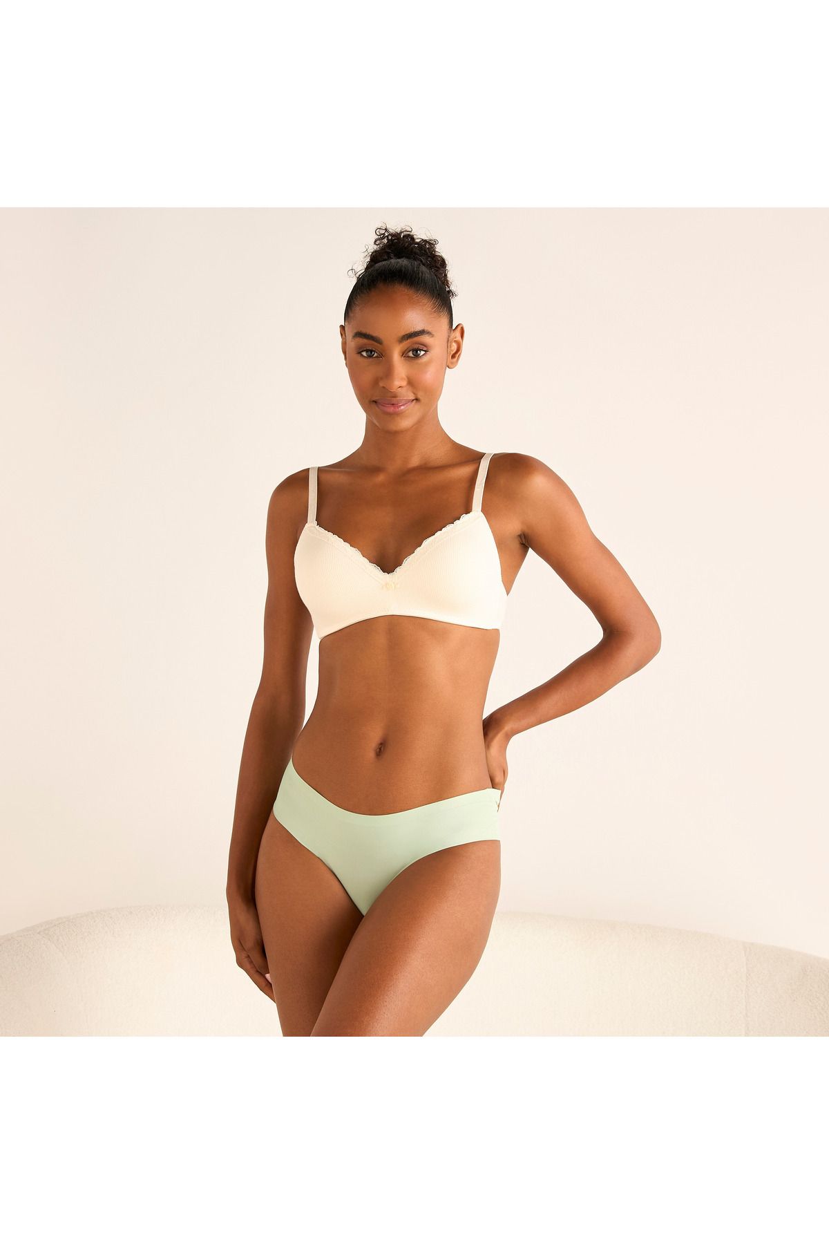 FAV-Scallop Detail Briefs with Elasticated Waistband 4