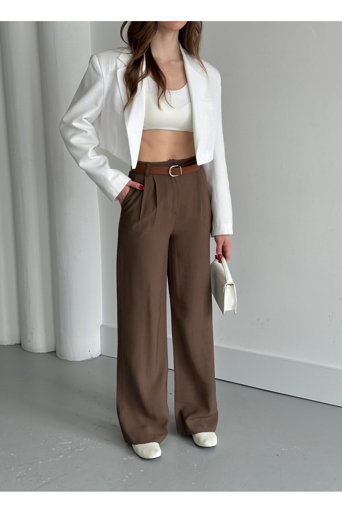 Laluvia-Braune, doppelt plissierte Hose mit Gürtel – 3780 6